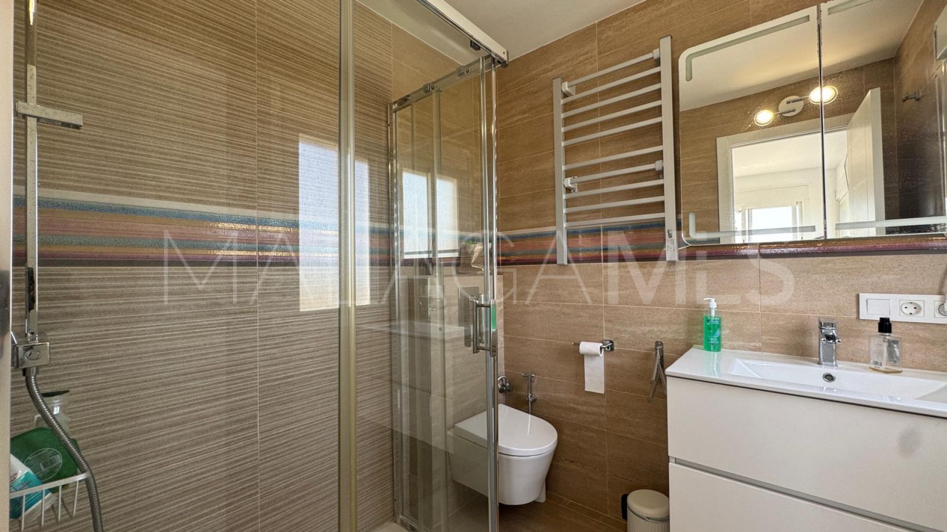 Hus i byn for sale in El Chaparral