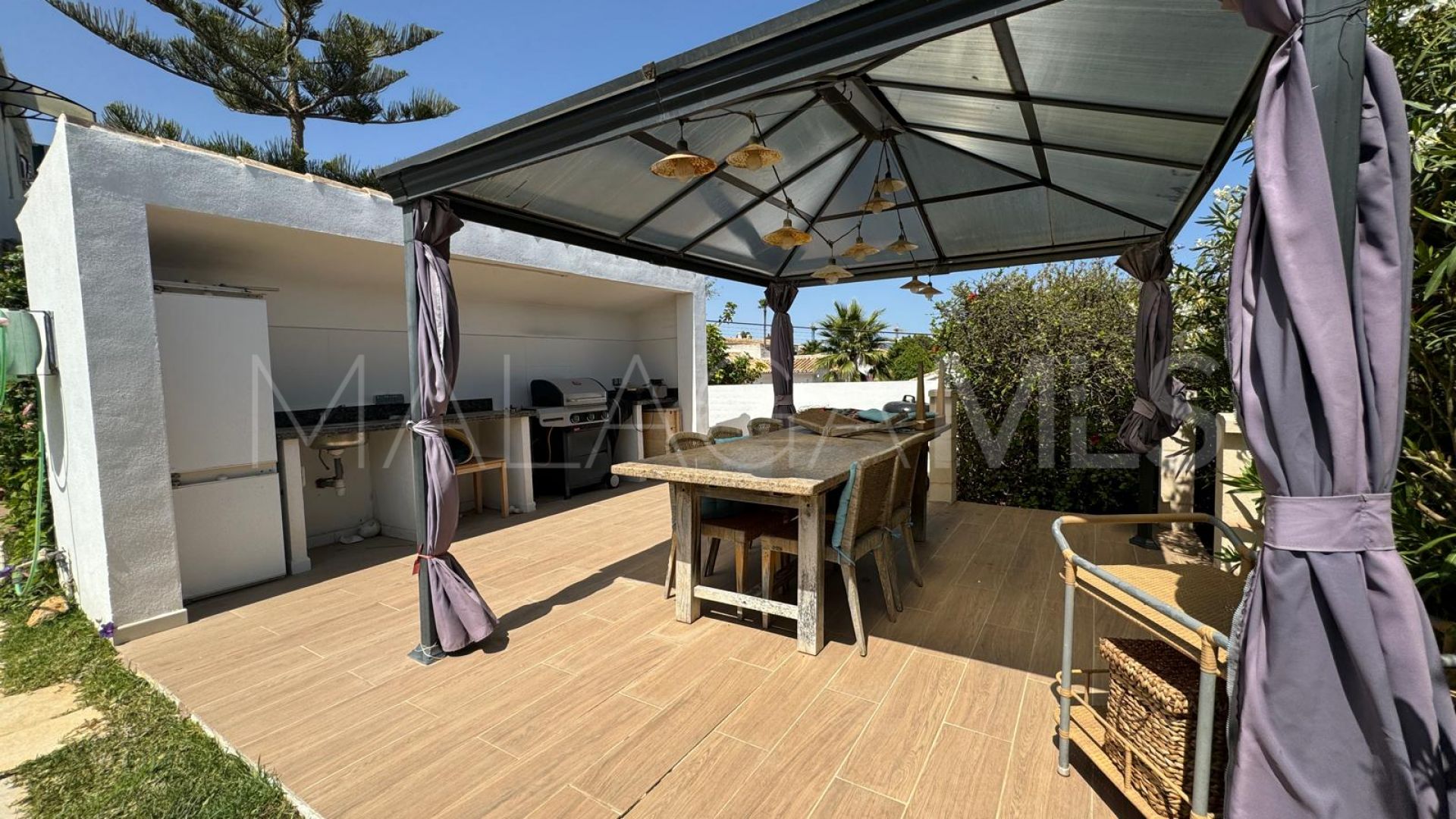 Hus i byn for sale in El Chaparral