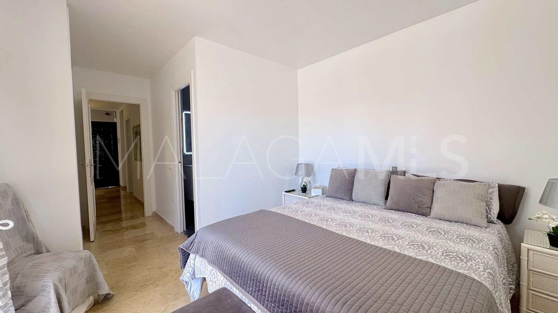 Hus i byn for sale in El Chaparral