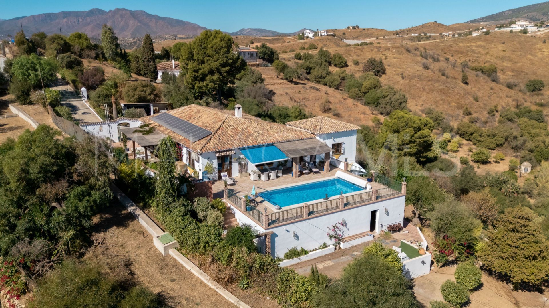 Finca for sale in Mijas Golf