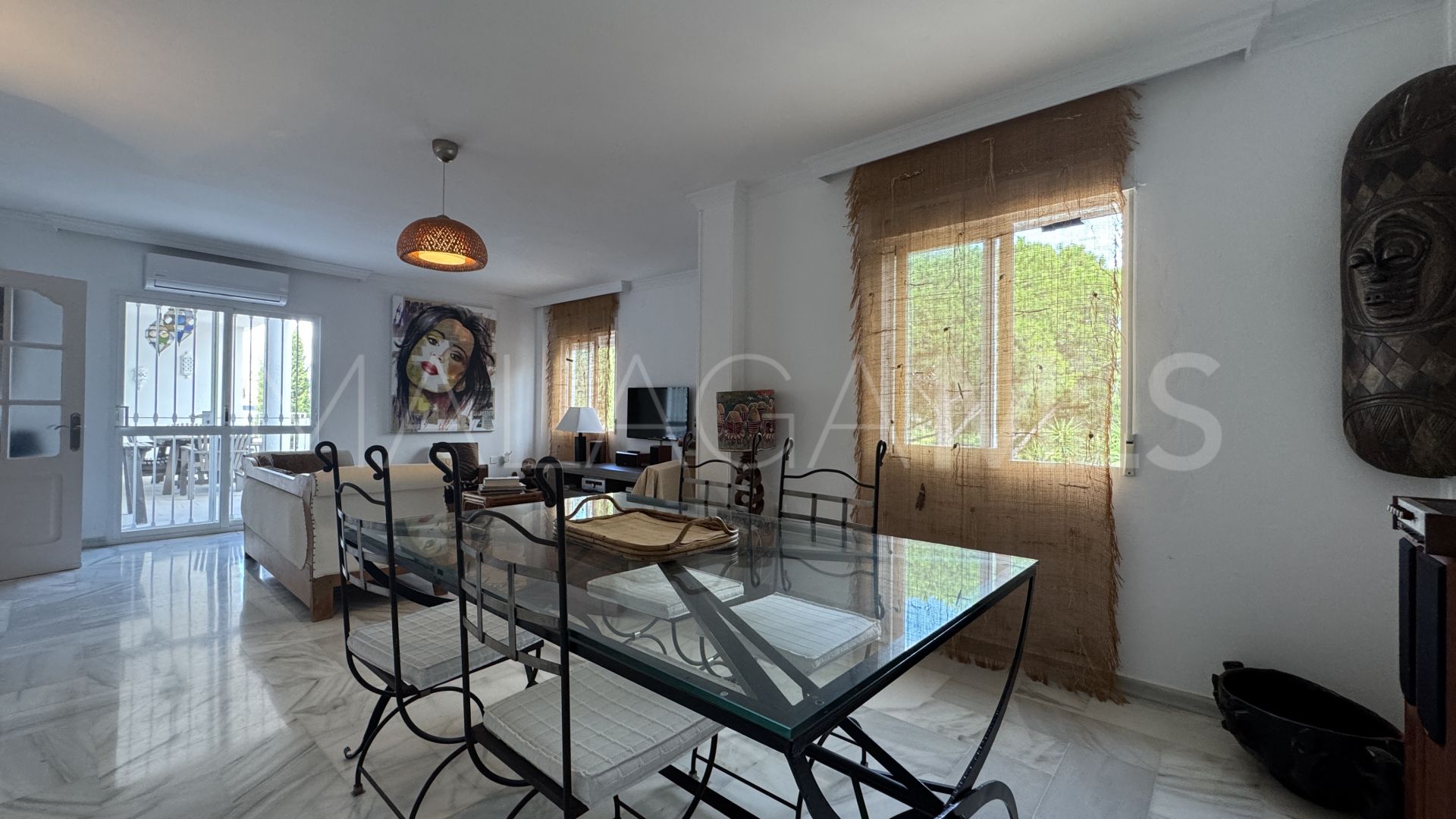 Villa for sale in Pinos de Alhaurín