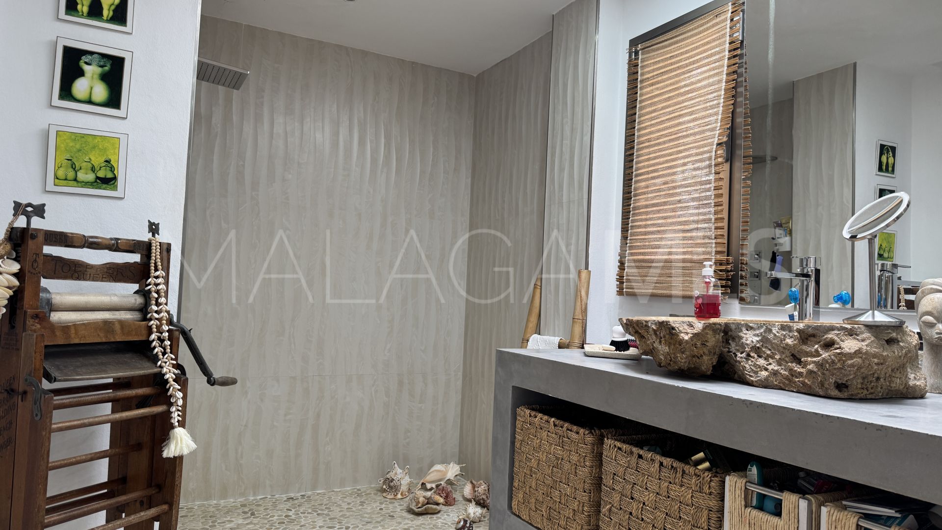 Villa for sale in Pinos de Alhaurín