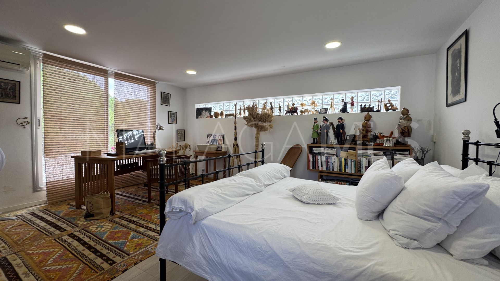 Villa for sale in Pinos de Alhaurín