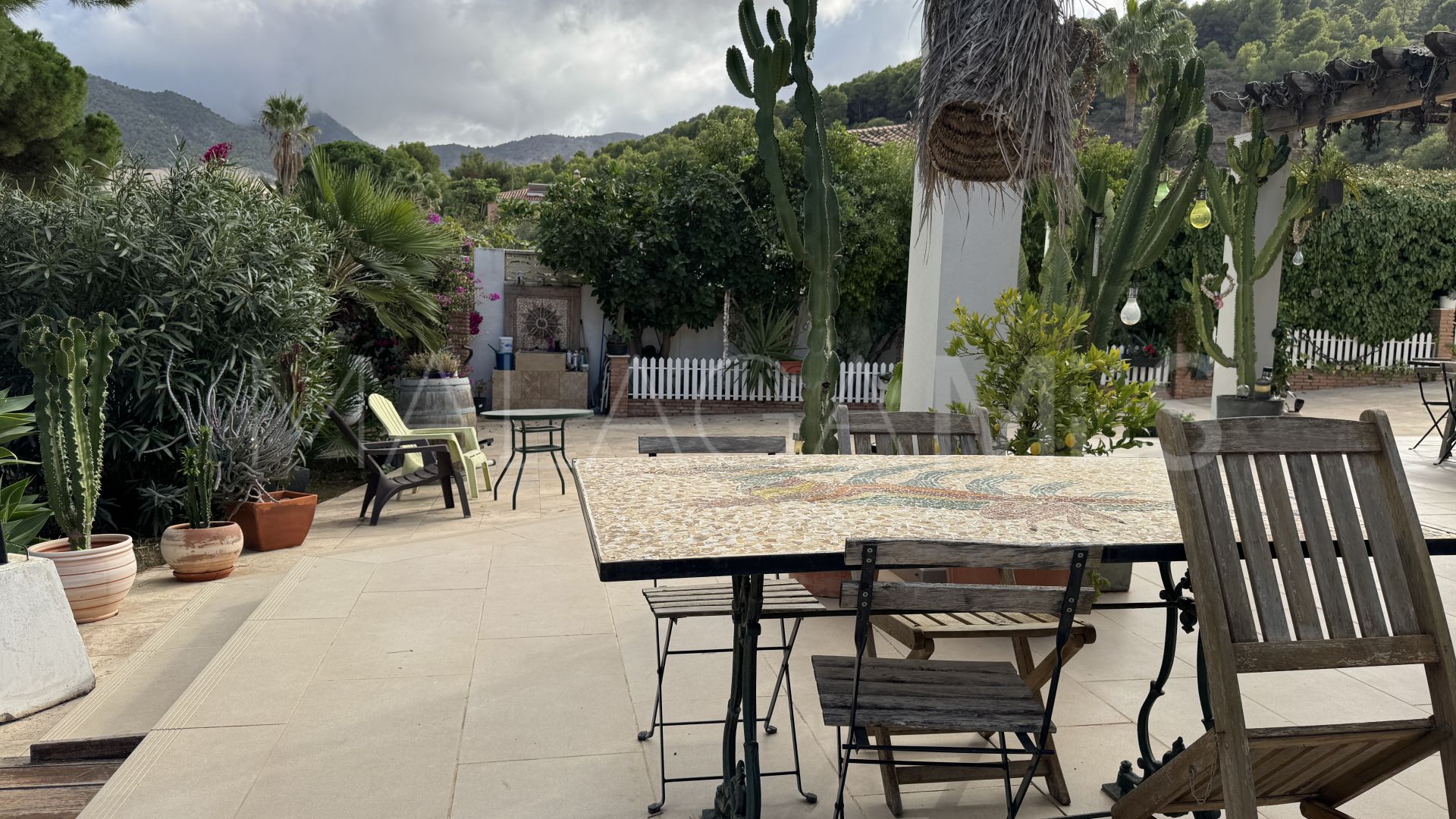 Villa for sale in Pinos de Alhaurín