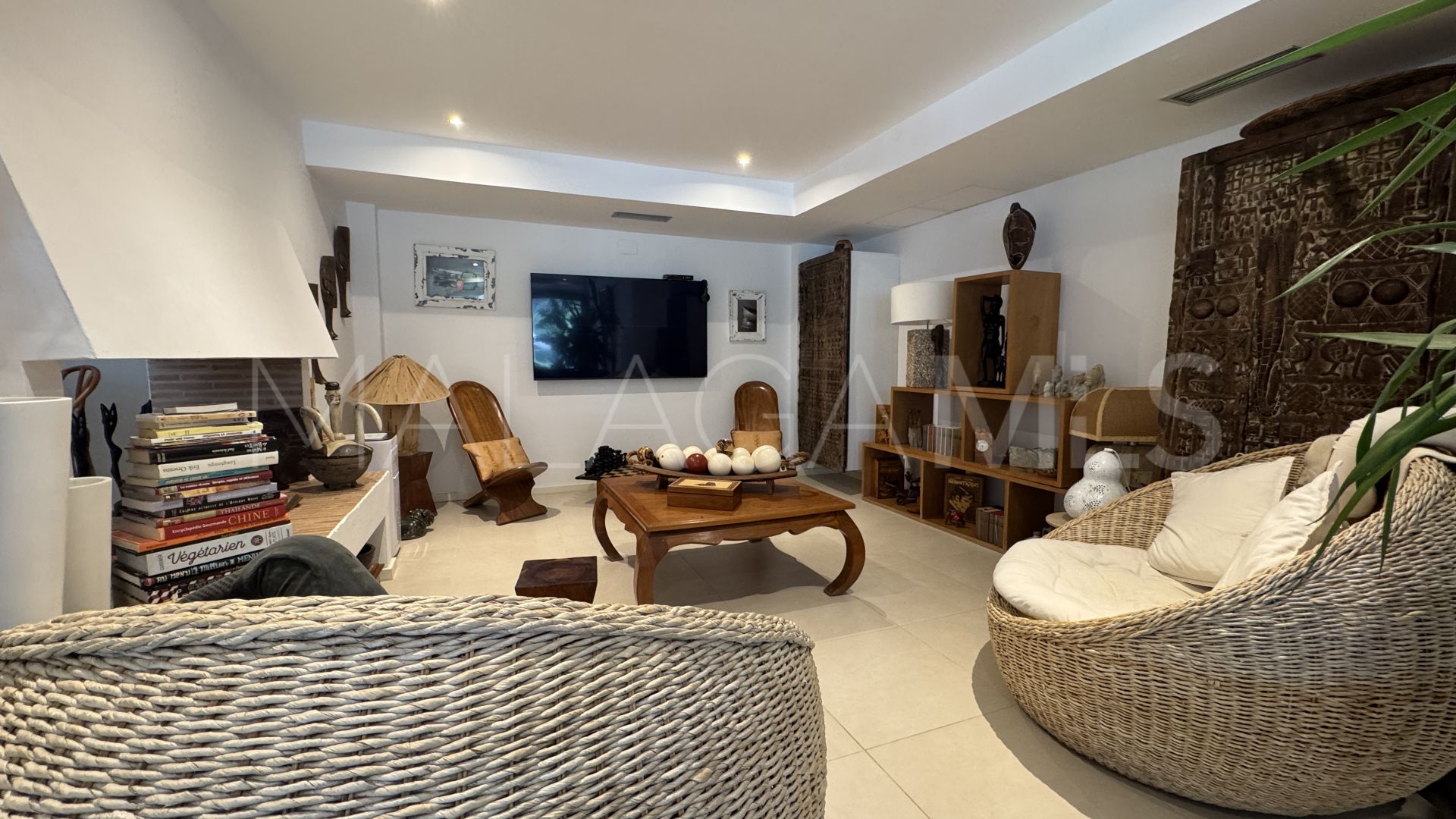 Villa for sale in Pinos de Alhaurín