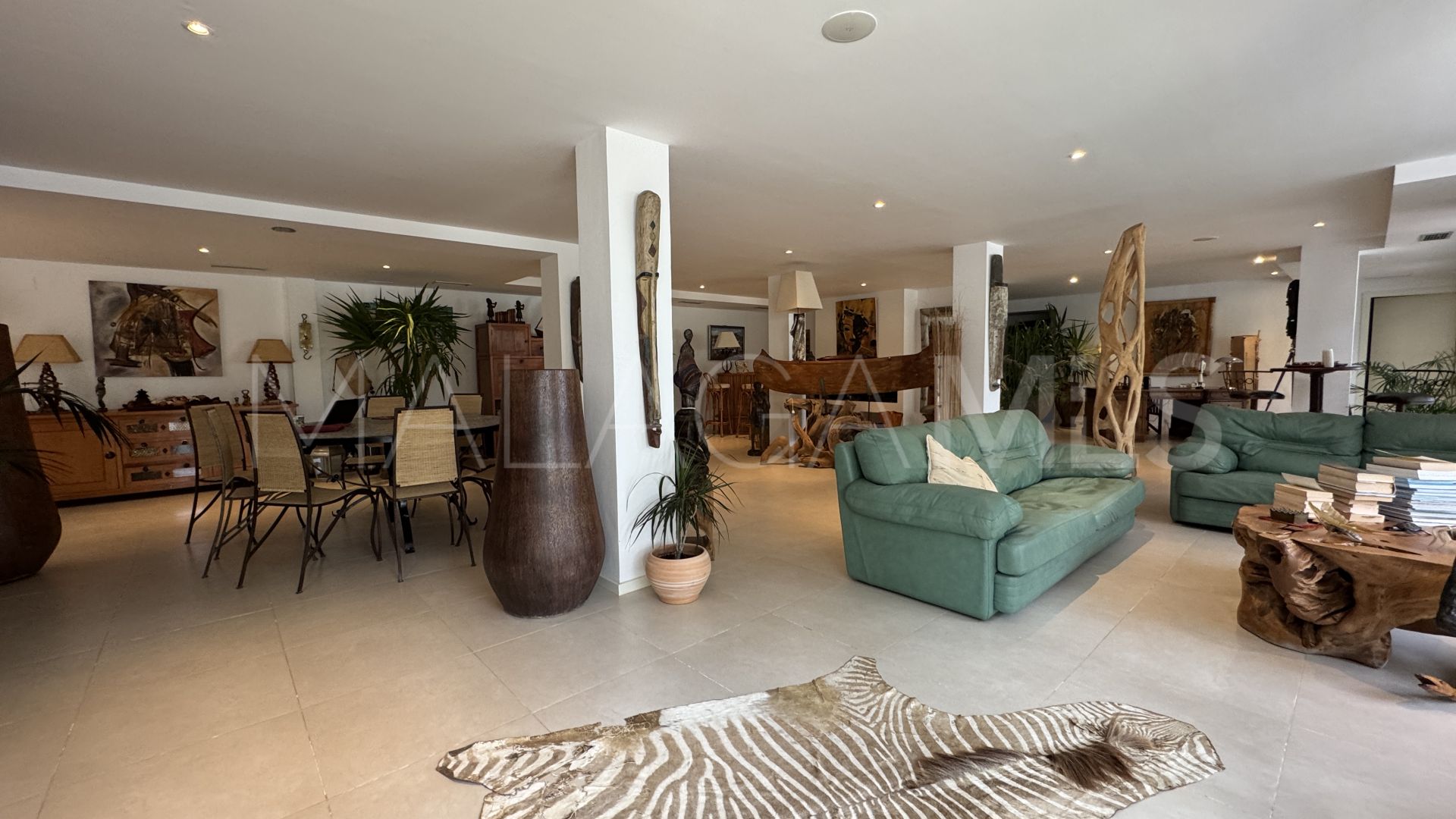 Villa for sale in Pinos de Alhaurín