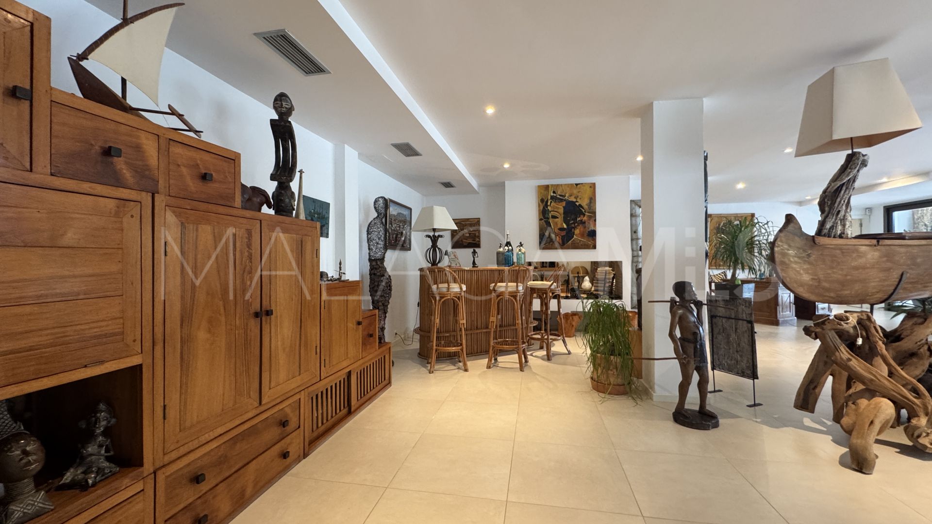 Villa for sale in Pinos de Alhaurín