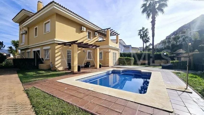 Villa for sale in Mijas Golf