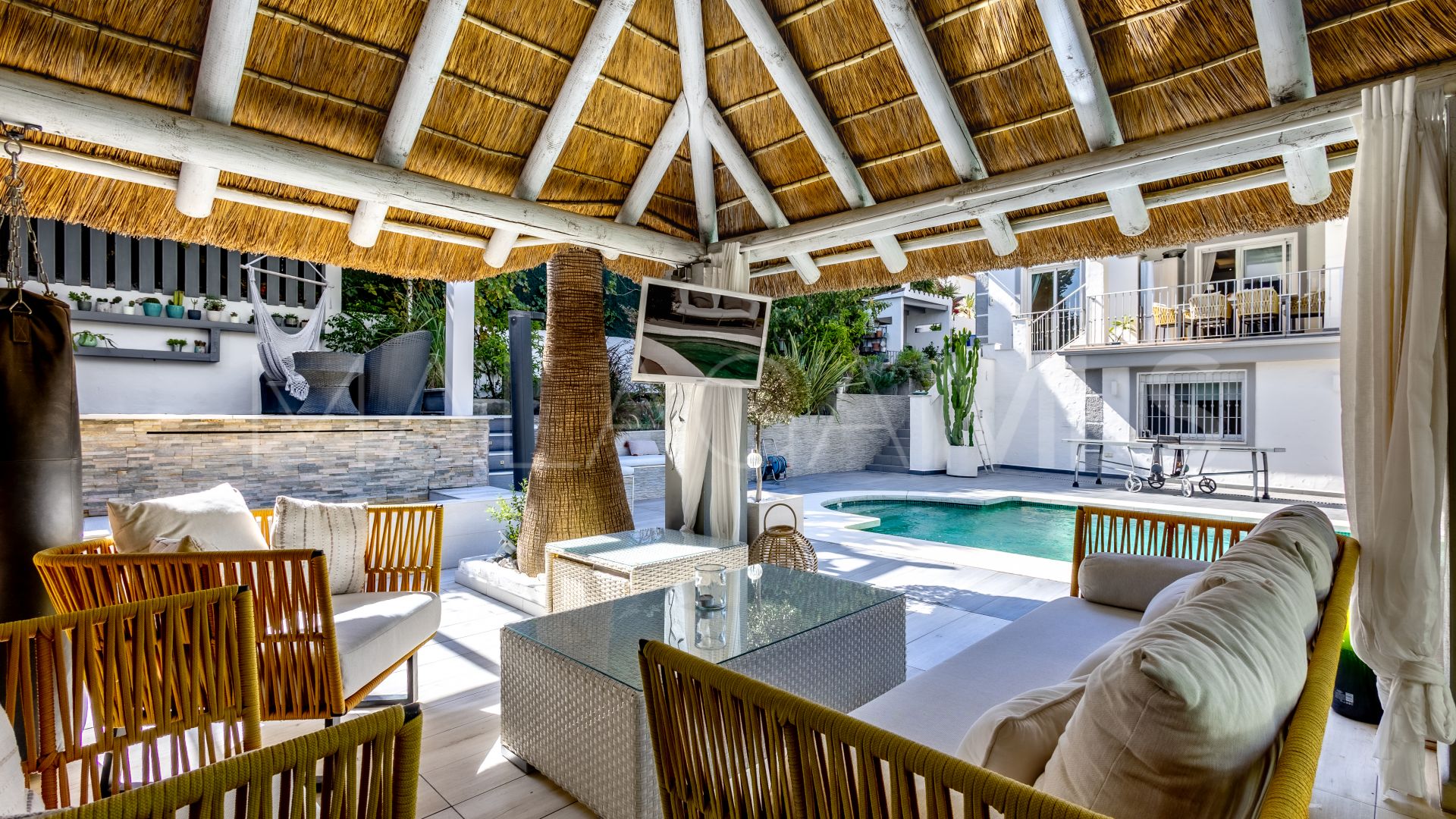 6 bedrooms villa for sale in Coin