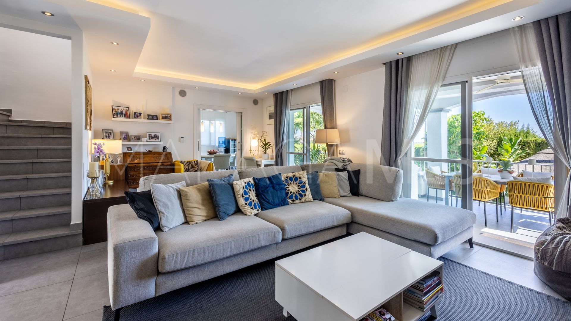 6 bedrooms villa for sale in Coin