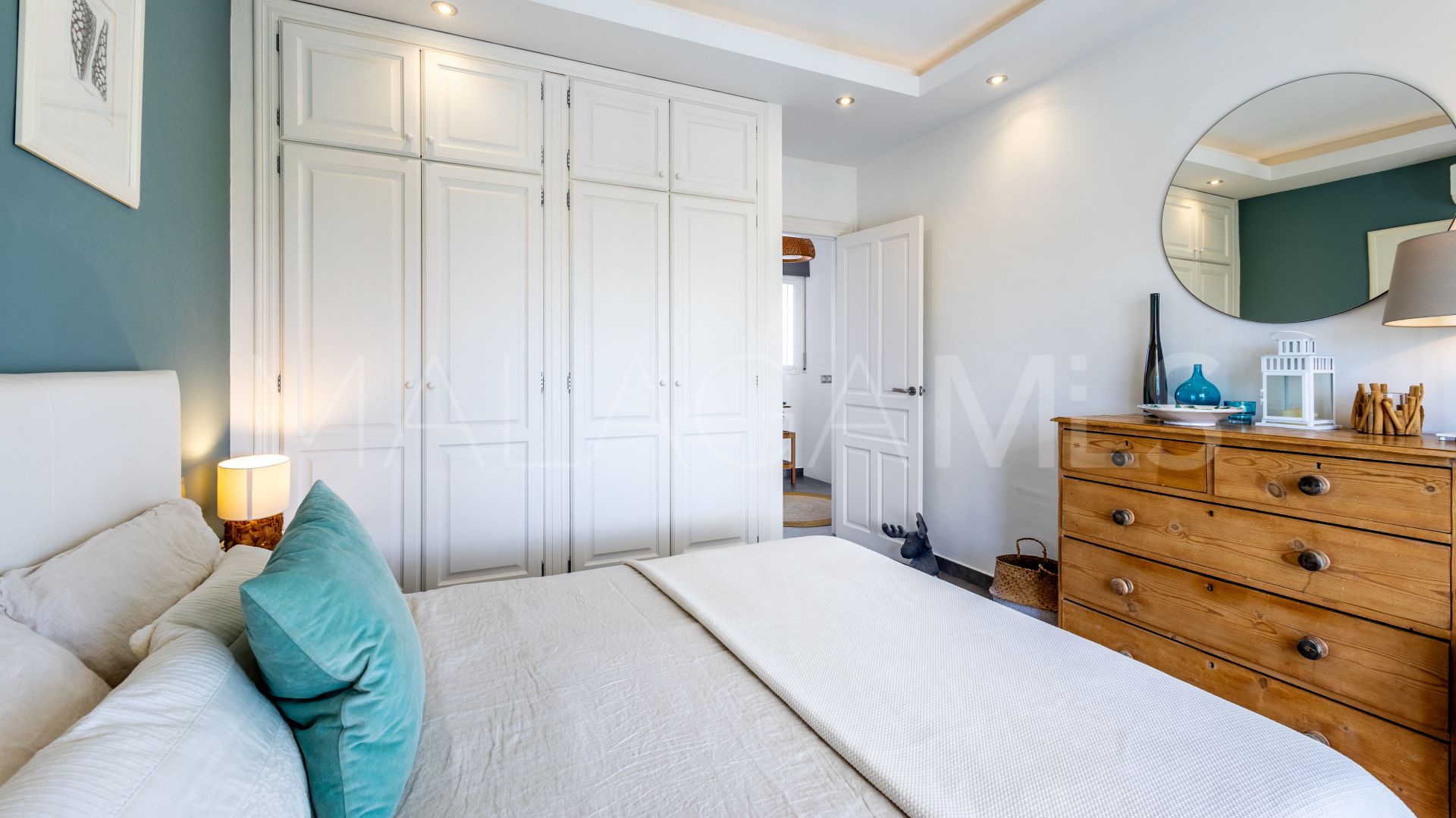 6 bedrooms villa for sale in Coin