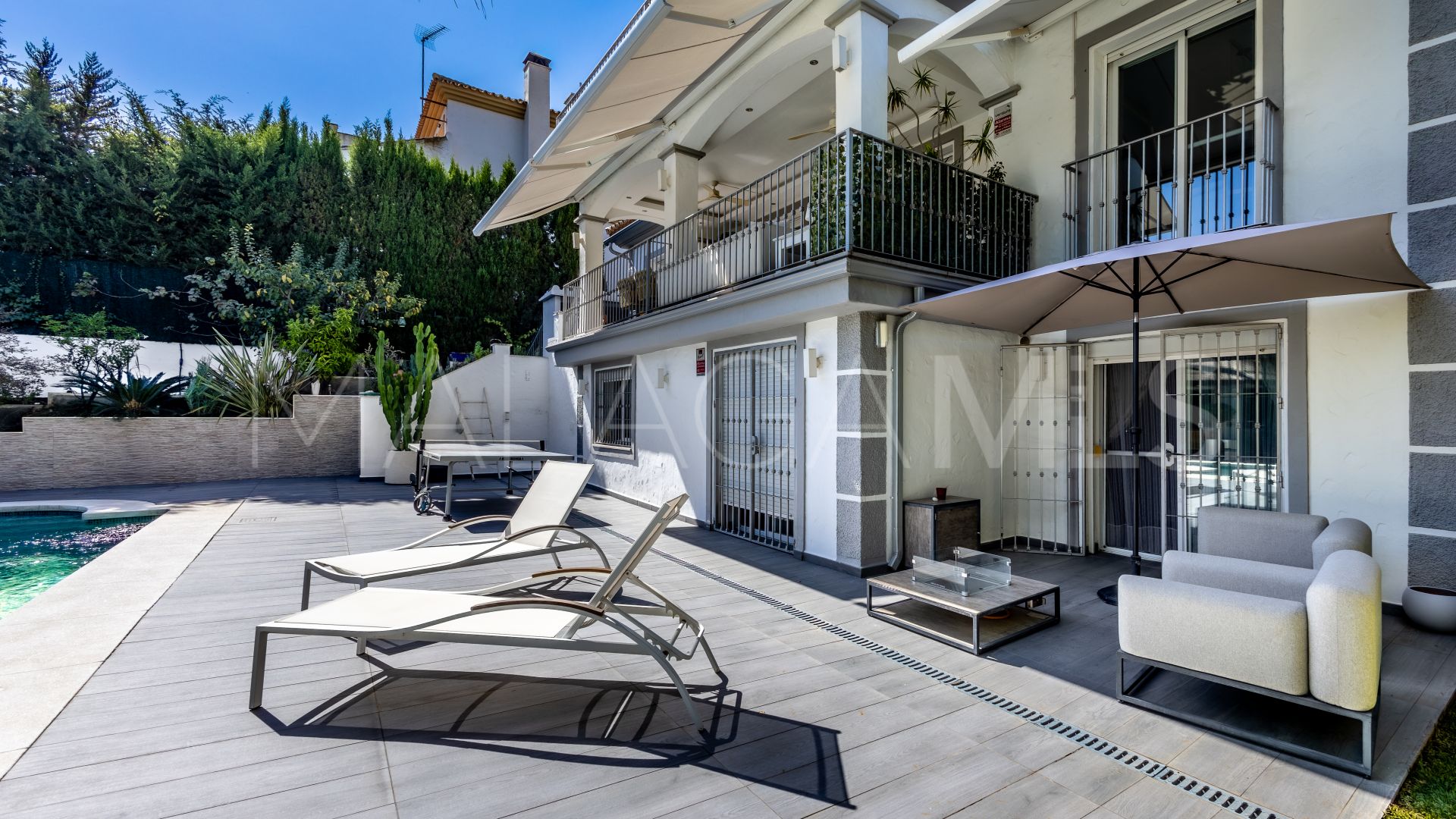 6 bedrooms villa for sale in Coin