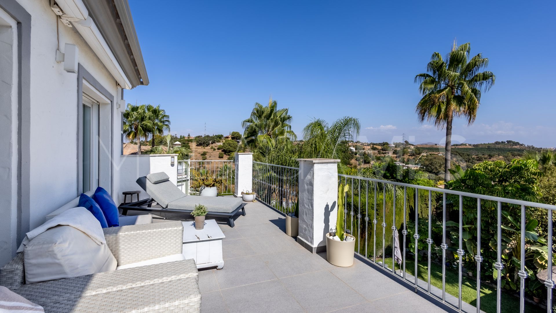 6 bedrooms villa for sale in Coin