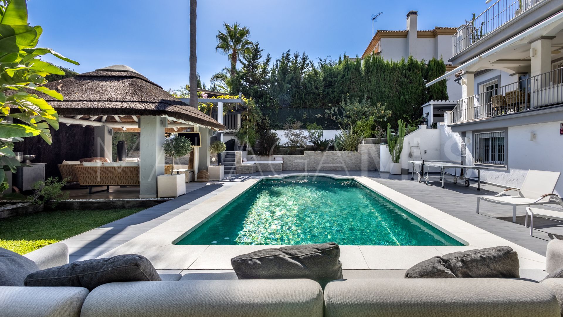 6 bedrooms villa for sale in Coin