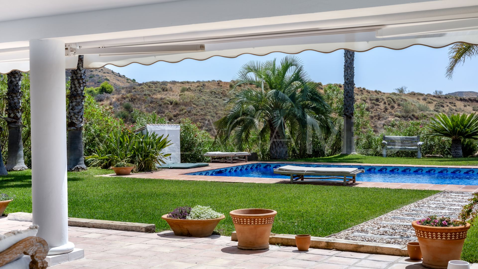 Villa for sale in Mijas