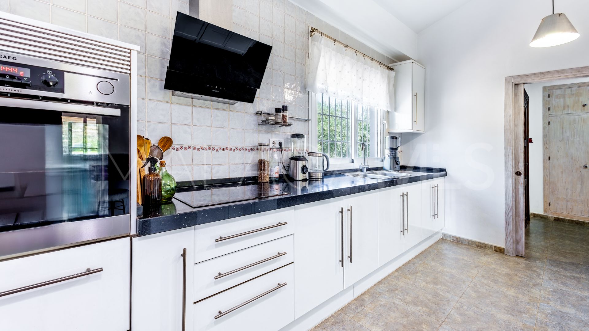 Villa for sale in Mijas