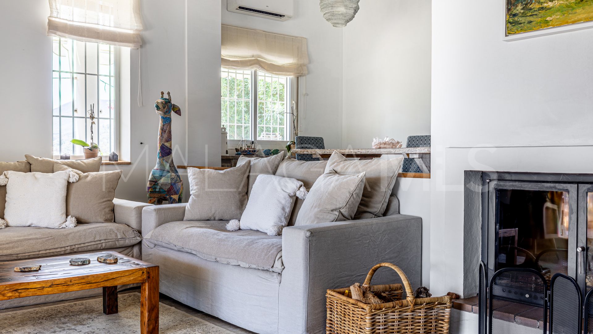 Villa for sale in Mijas