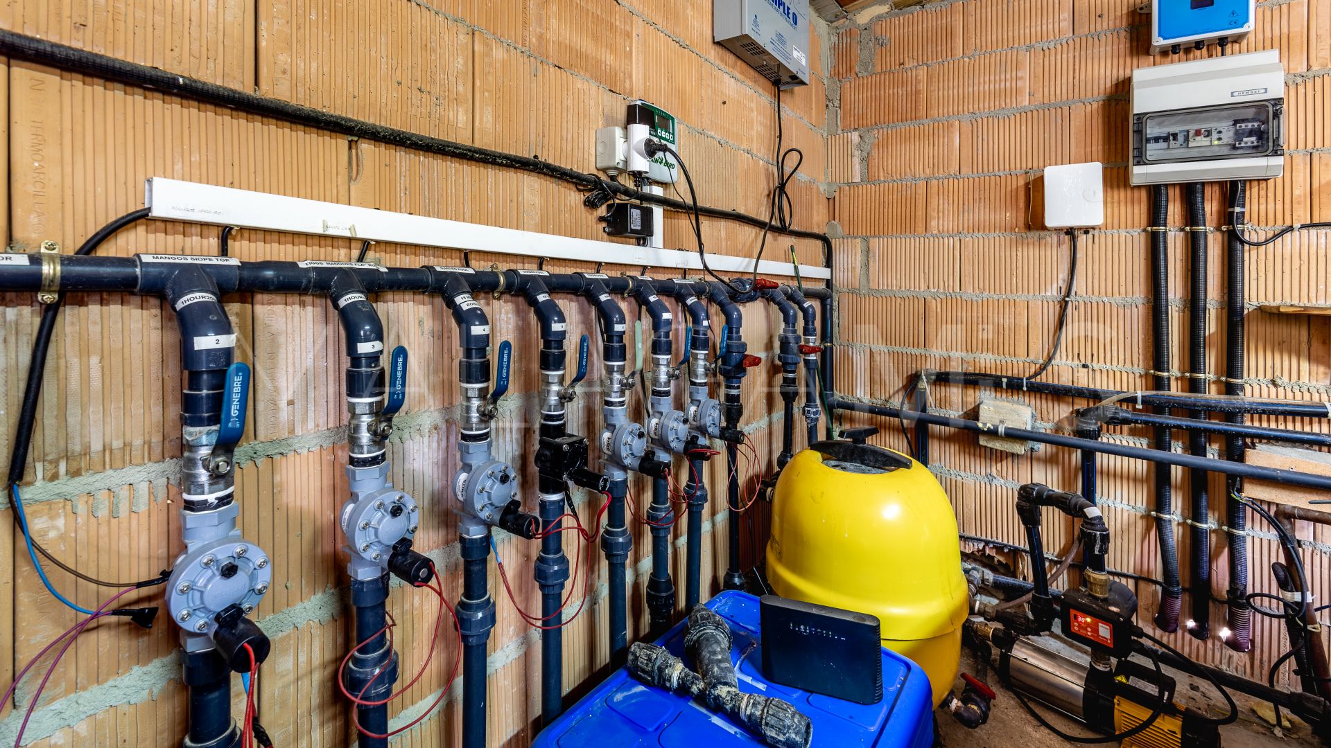 Villa for sale in Mijas