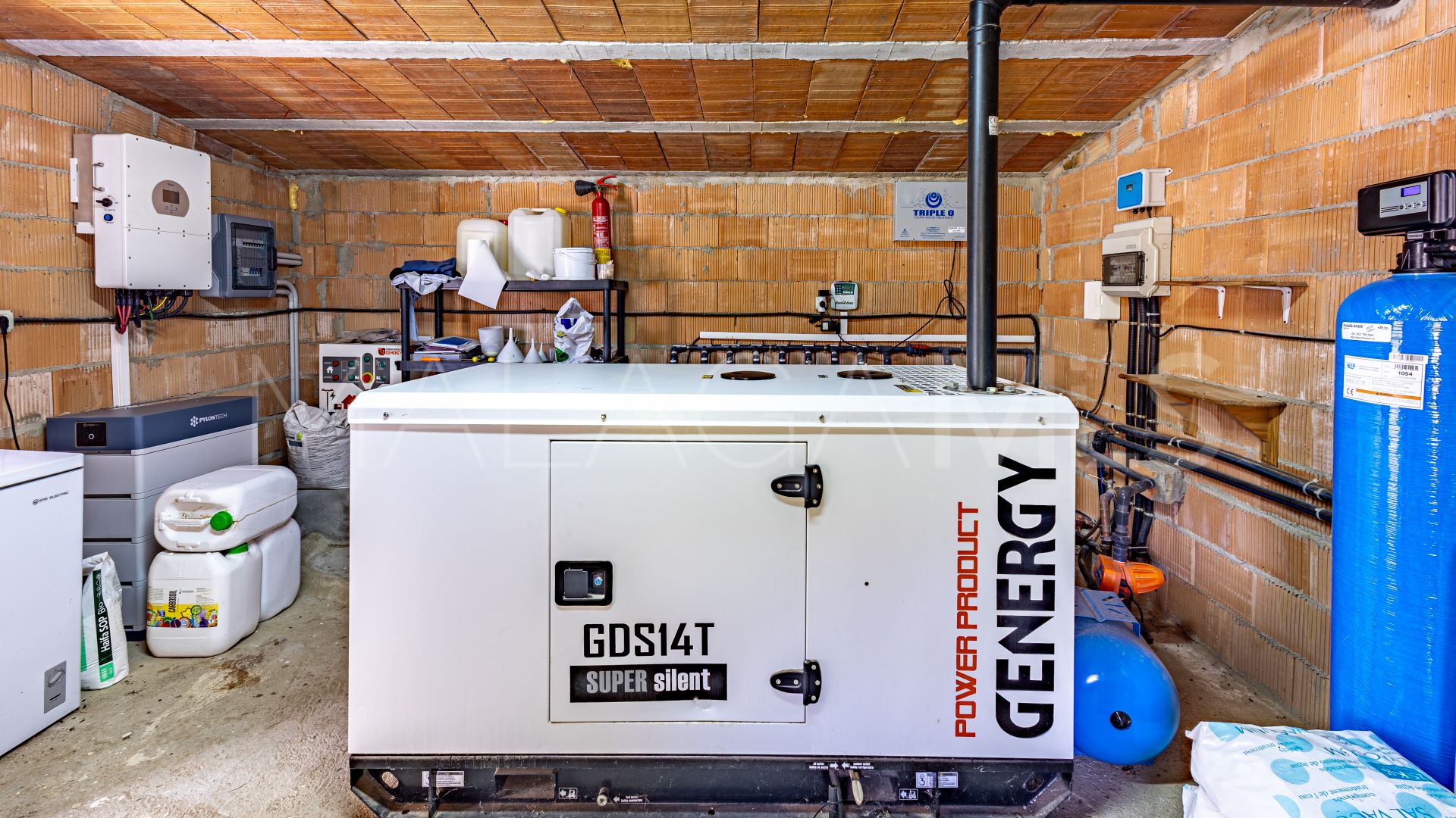 Villa for sale in Mijas