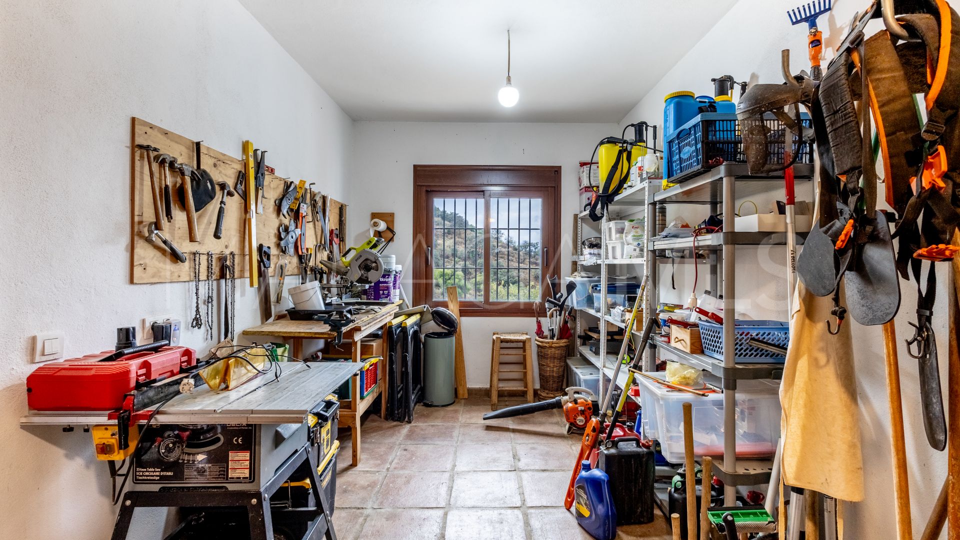 For sale 4 bedrooms villa in Coin