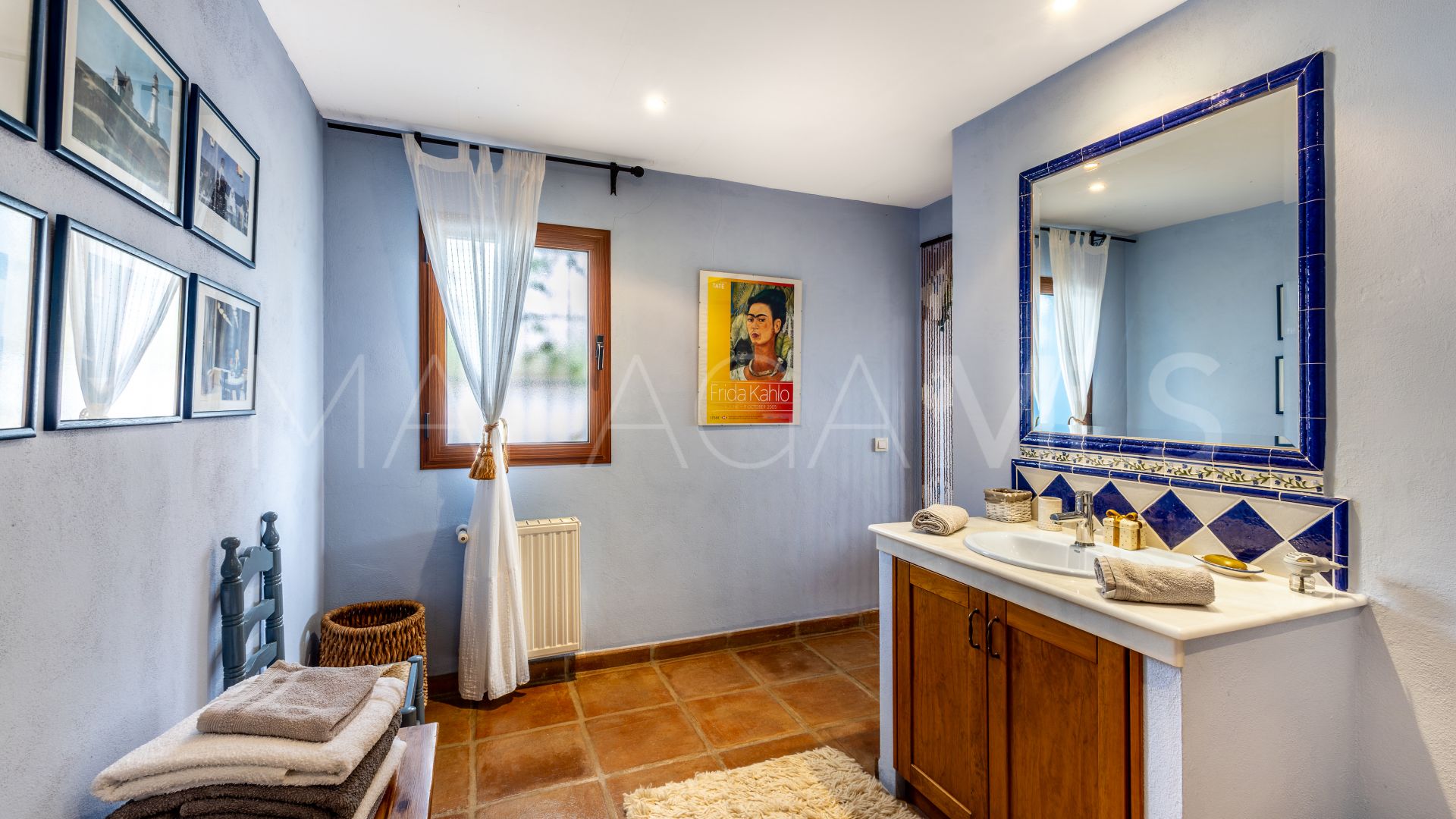 For sale 4 bedrooms villa in Coin