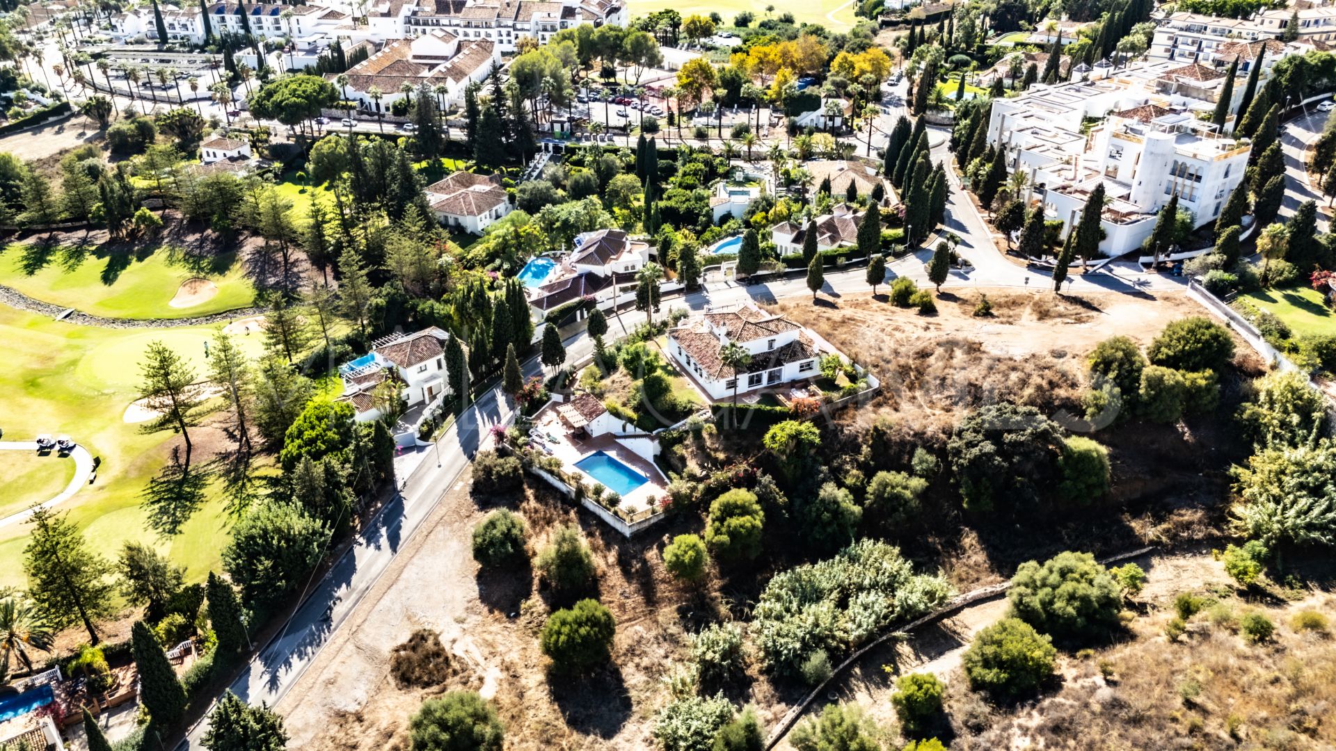 Villa for sale in Mijas Golf