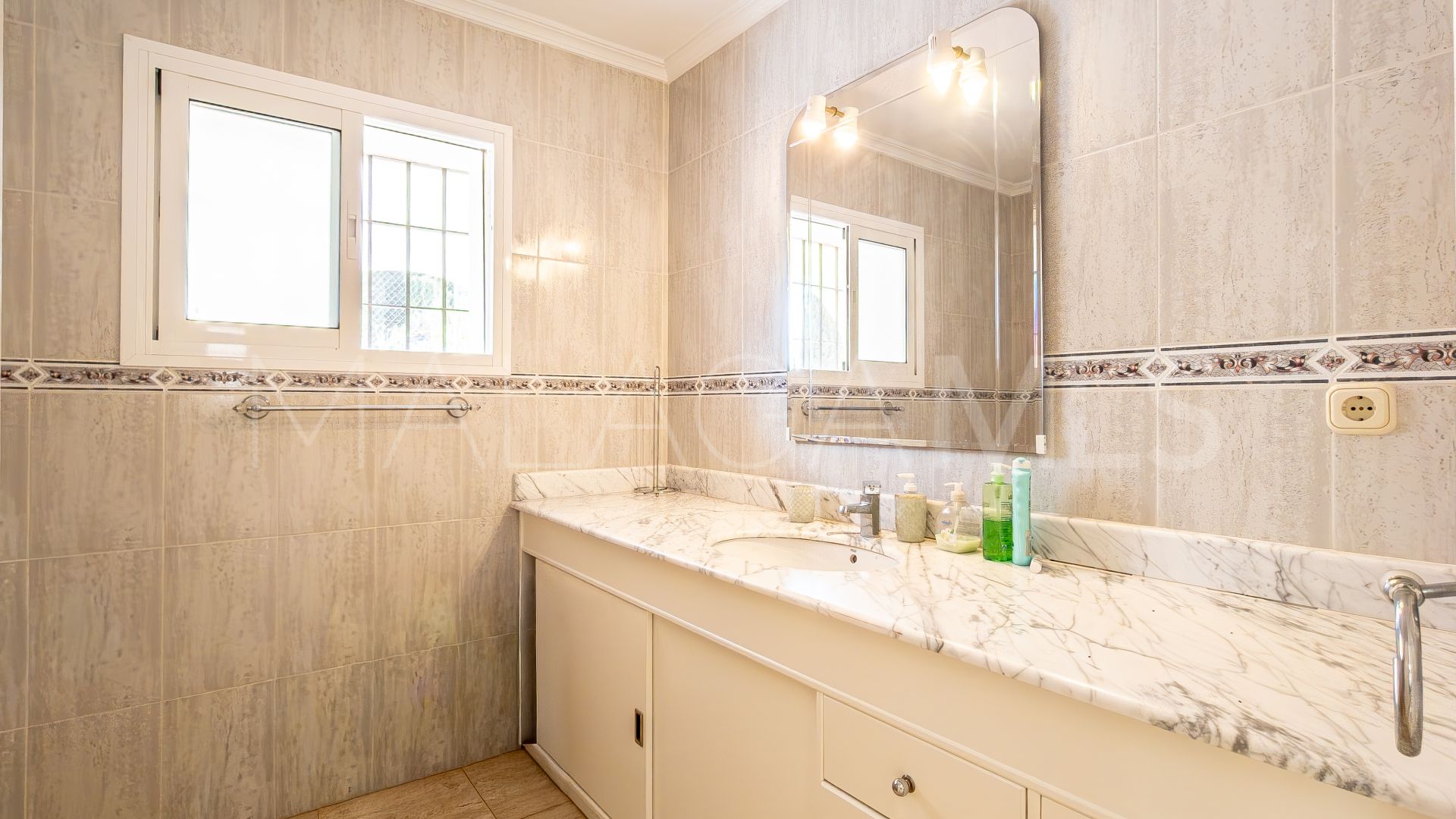 Villa for sale in Mijas Golf