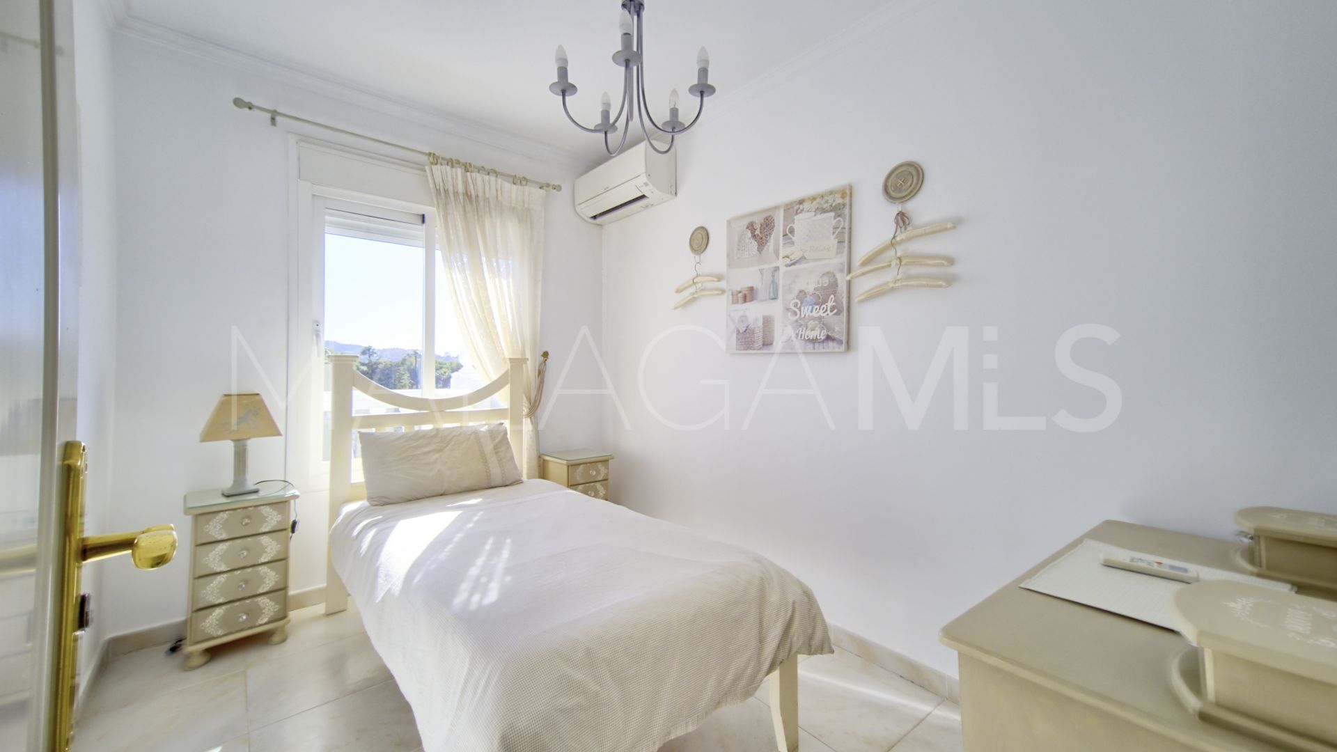 Villa for sale in Mijas Golf