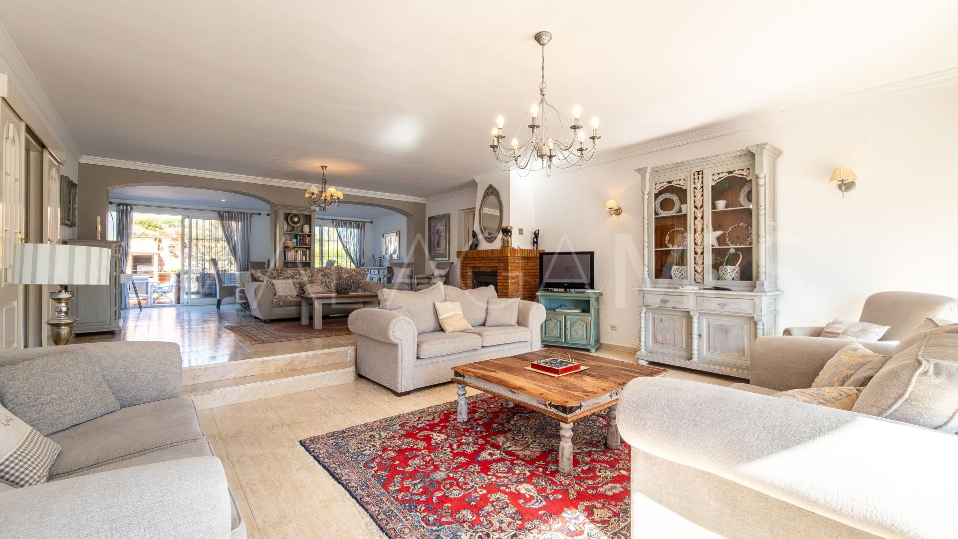 Villa for sale in Mijas Golf