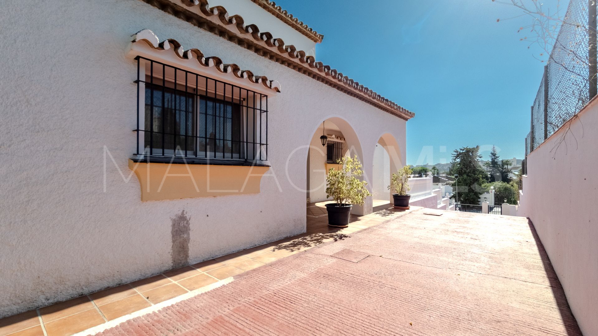 Villa for sale in Mijas Golf