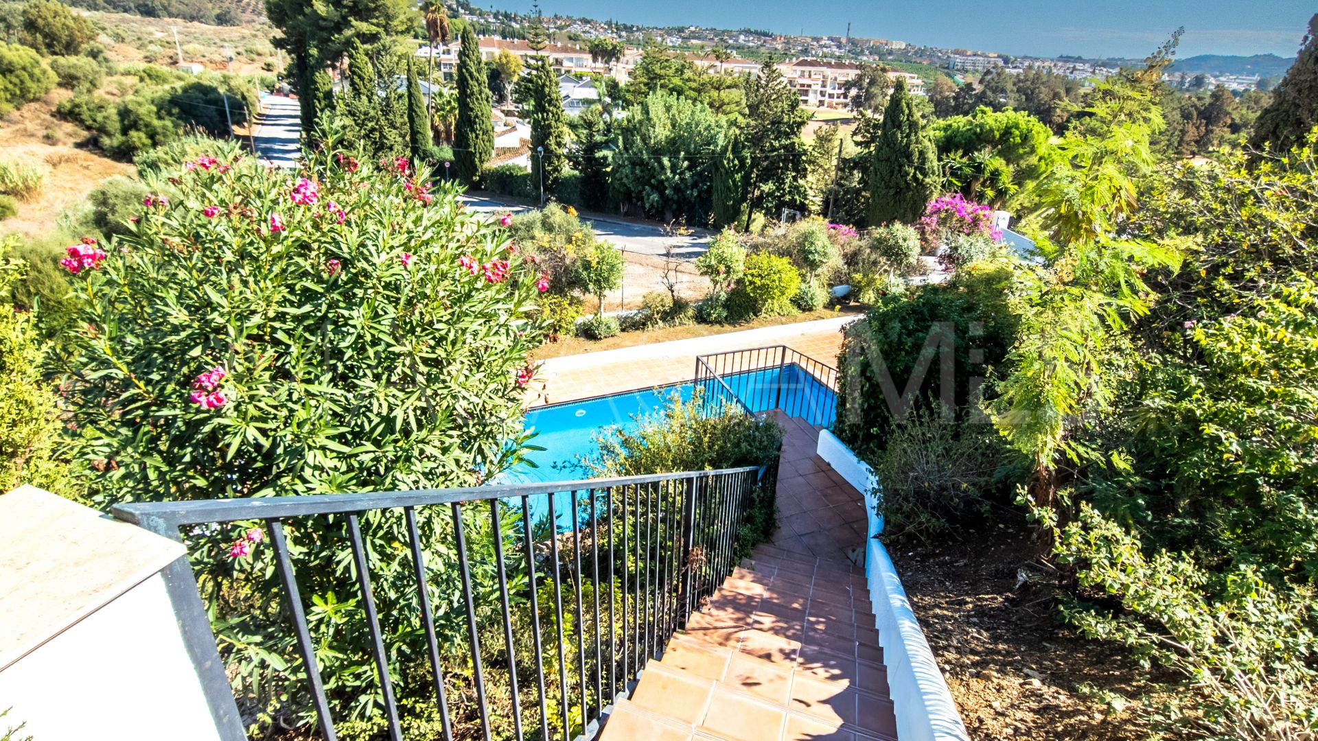 Villa for sale in Mijas Golf