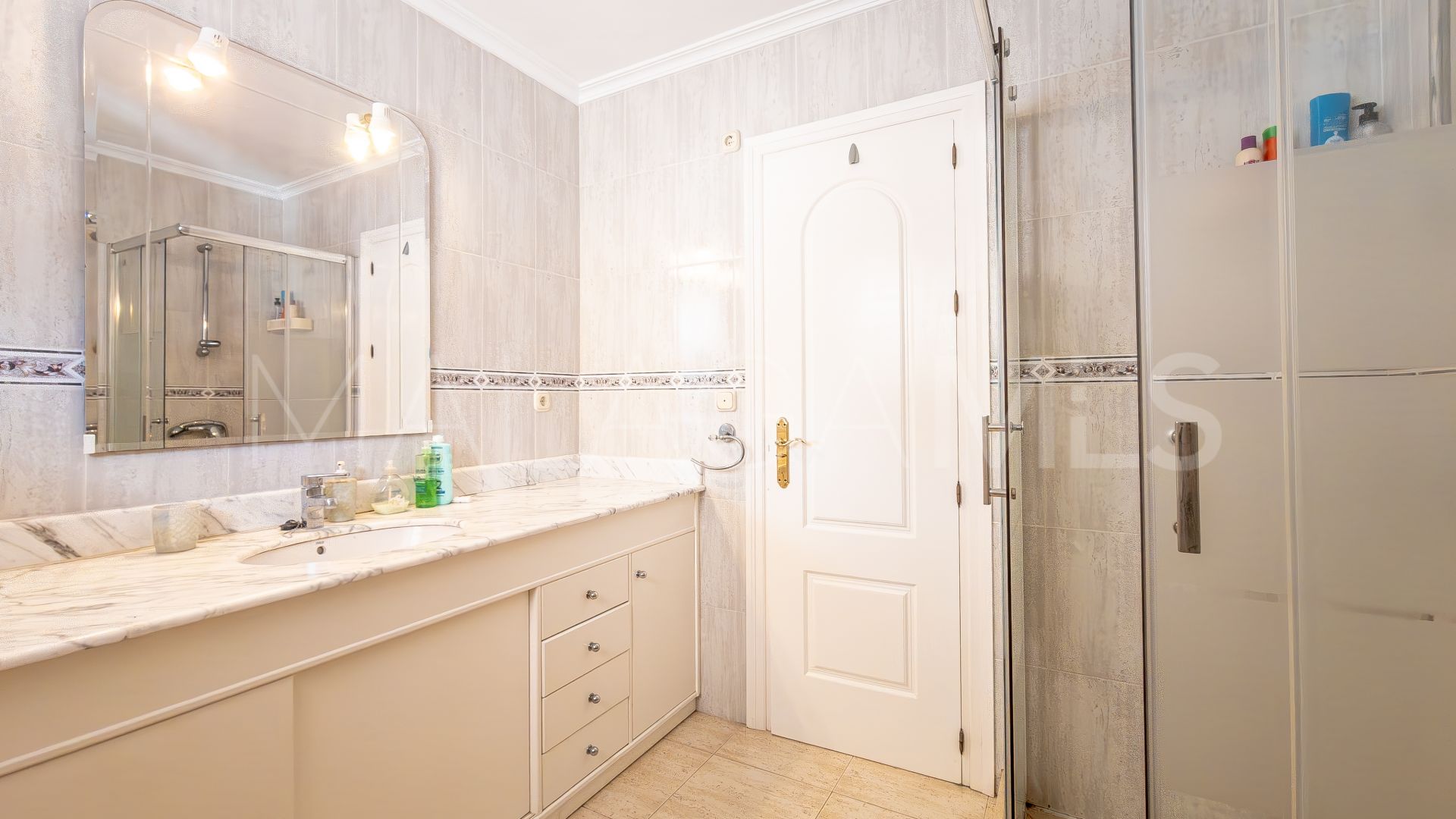 Villa for sale in Mijas Golf