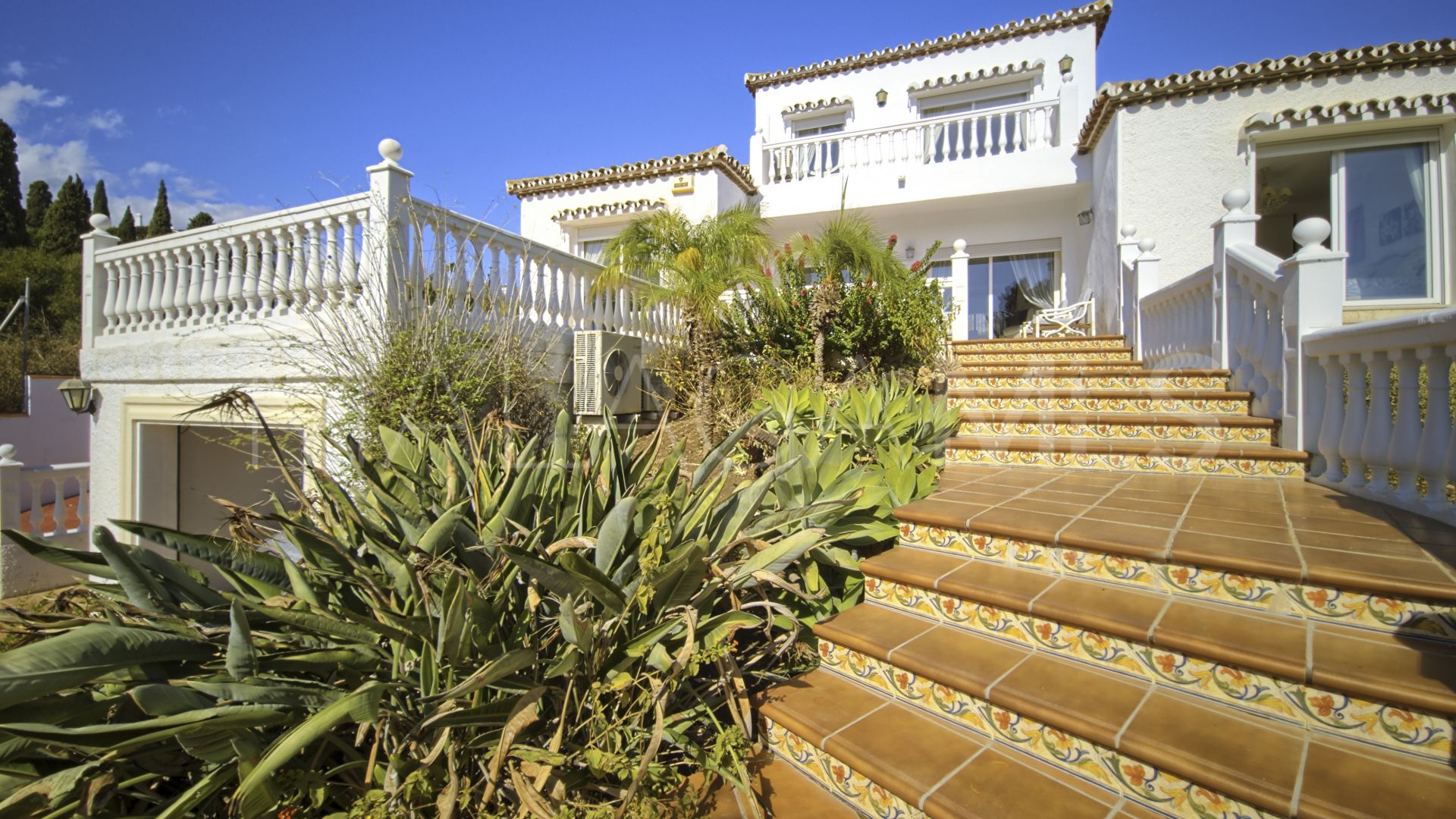 Villa for sale in Mijas Golf