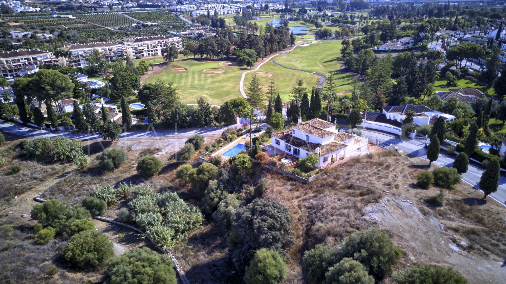 Villa for sale in Mijas Golf