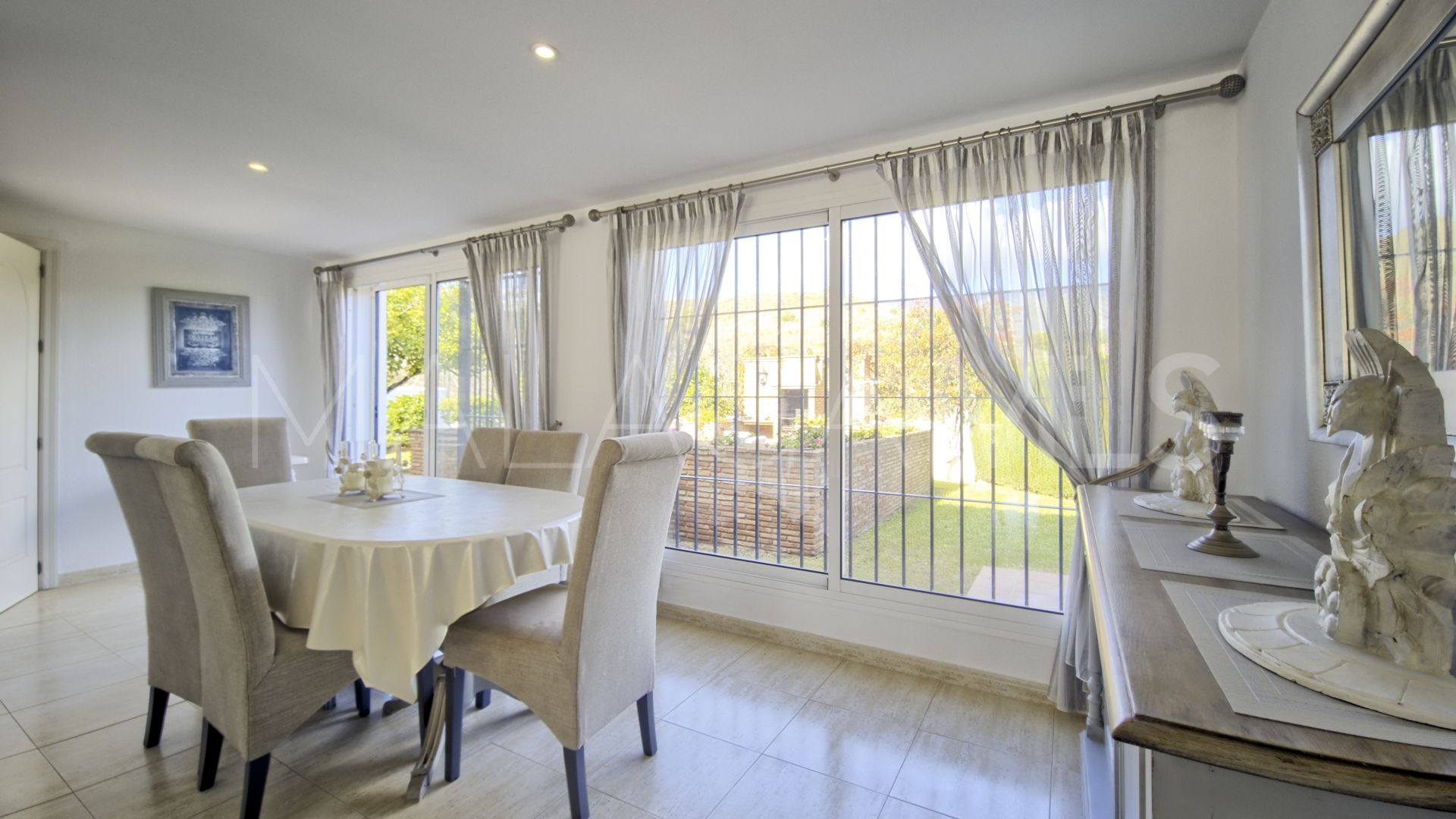 Villa for sale in Mijas Golf