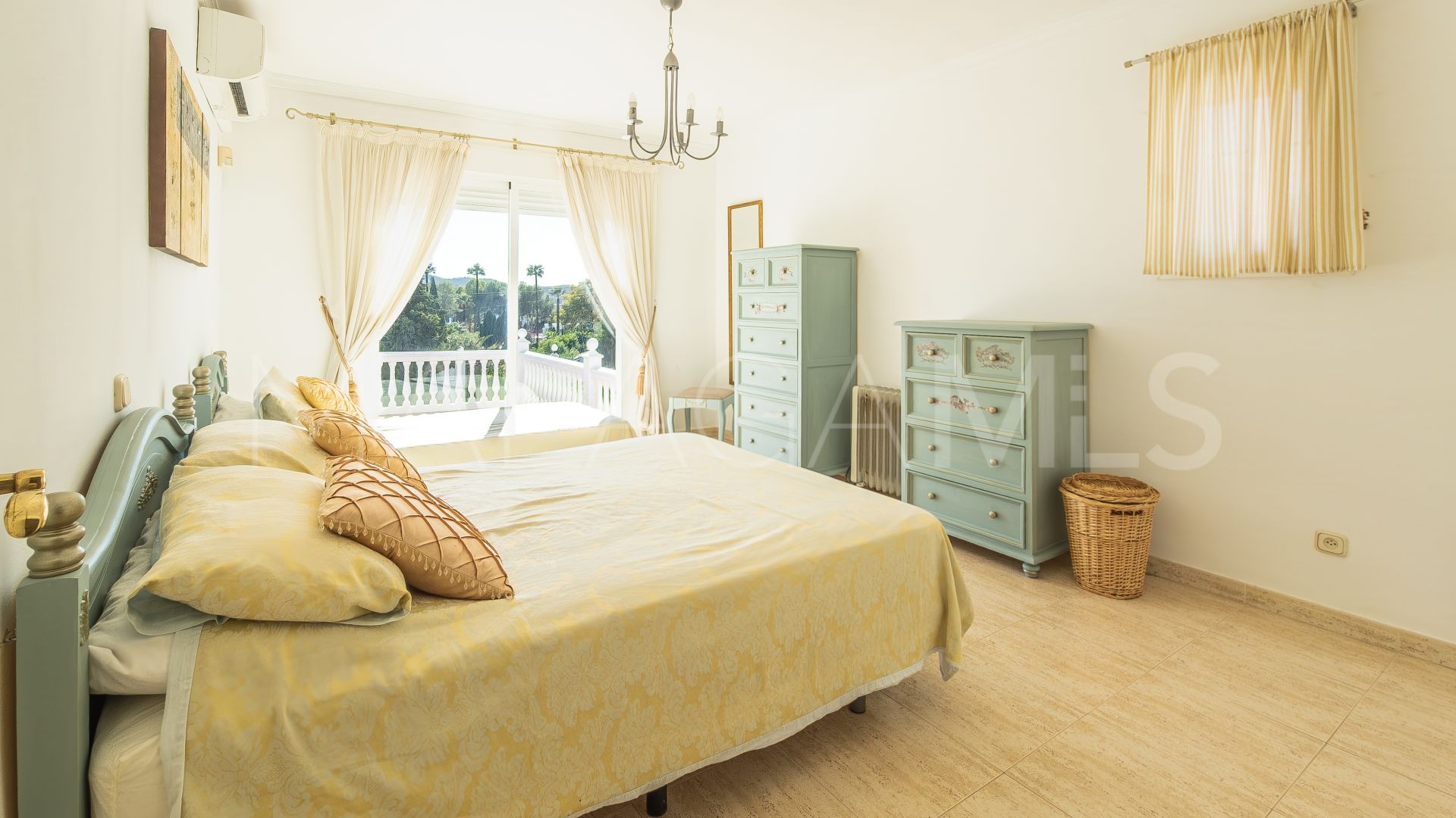 Villa for sale in Mijas Golf