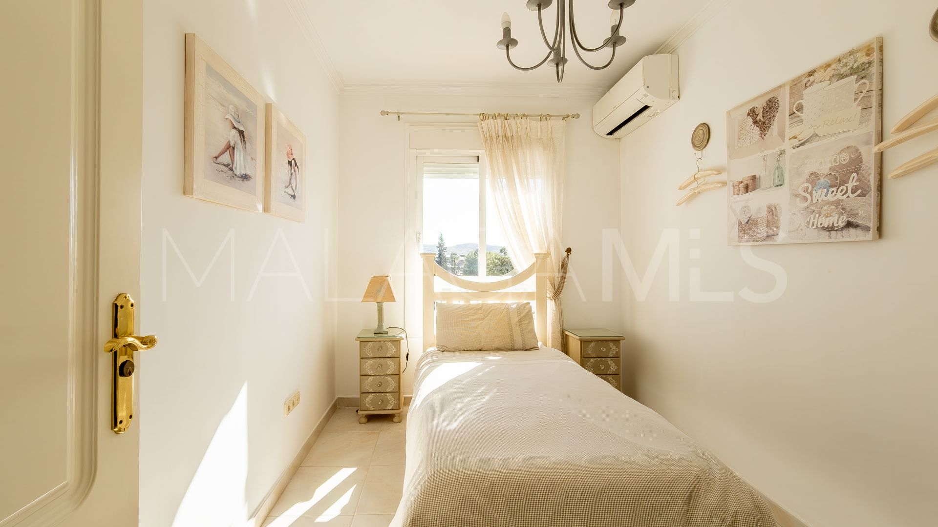 Villa for sale in Mijas Golf