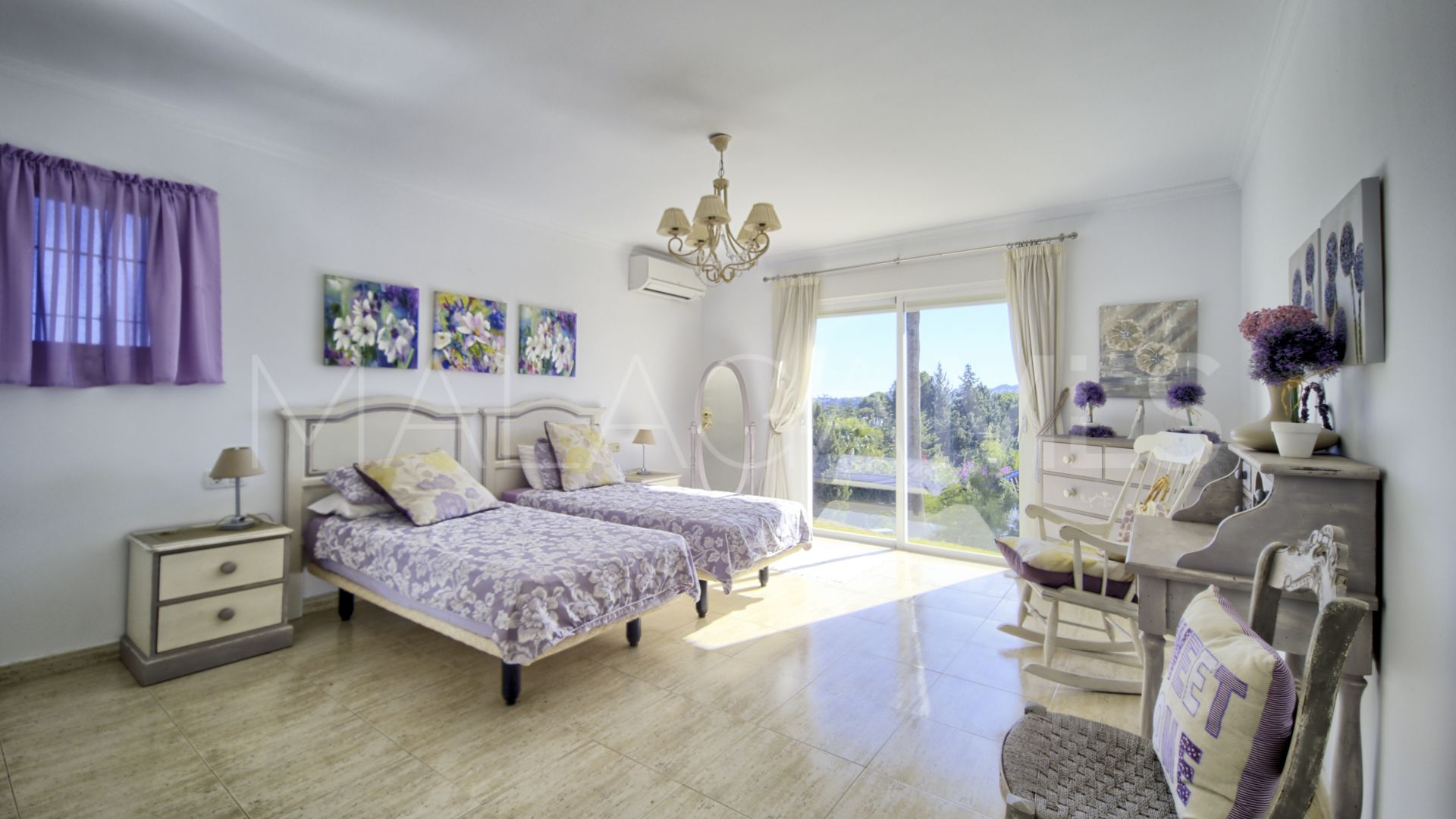 Villa for sale in Mijas Golf