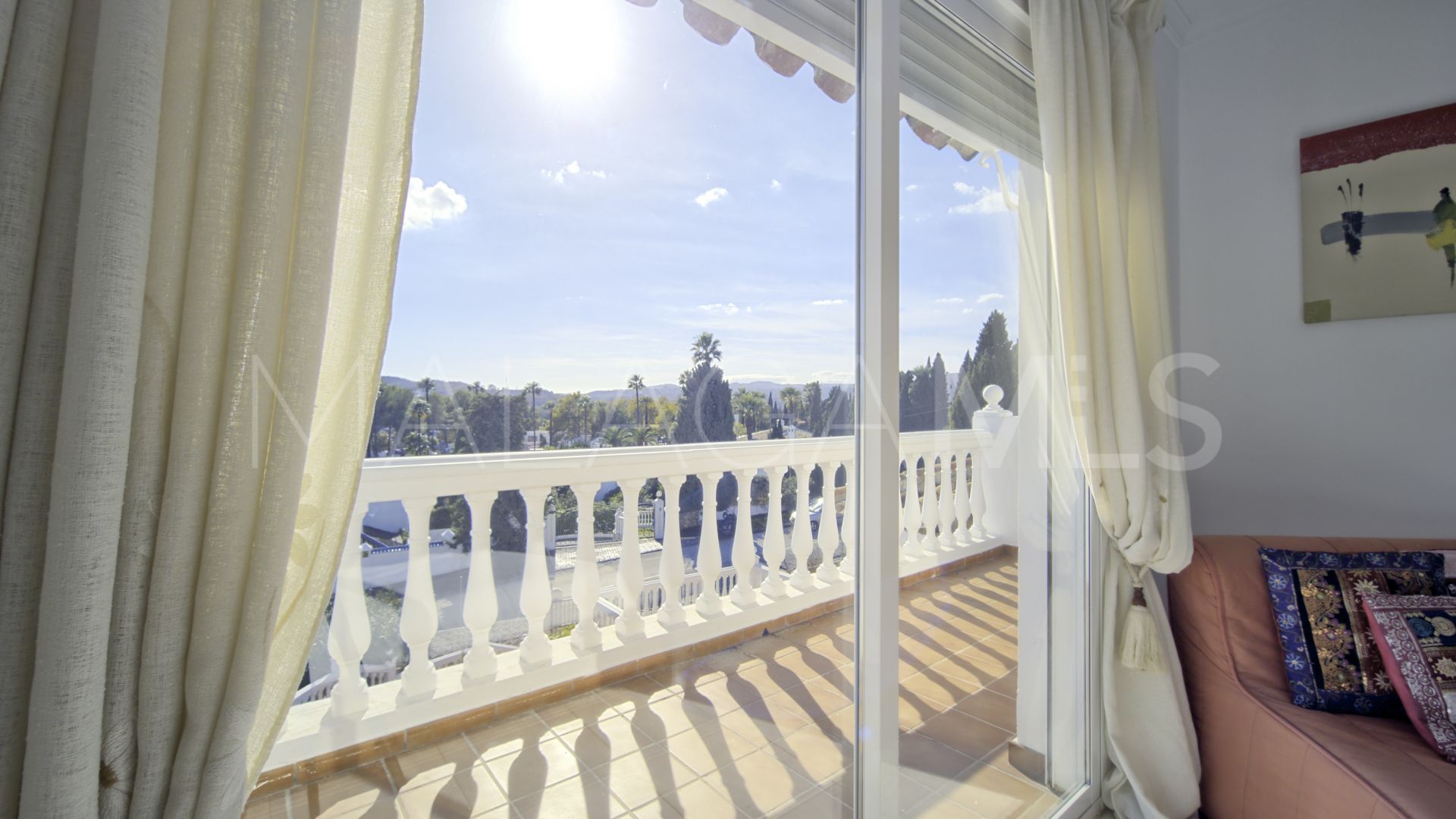 Villa for sale in Mijas Golf