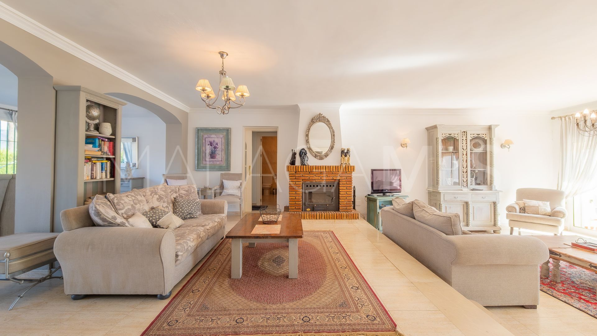 Villa for sale in Mijas Golf