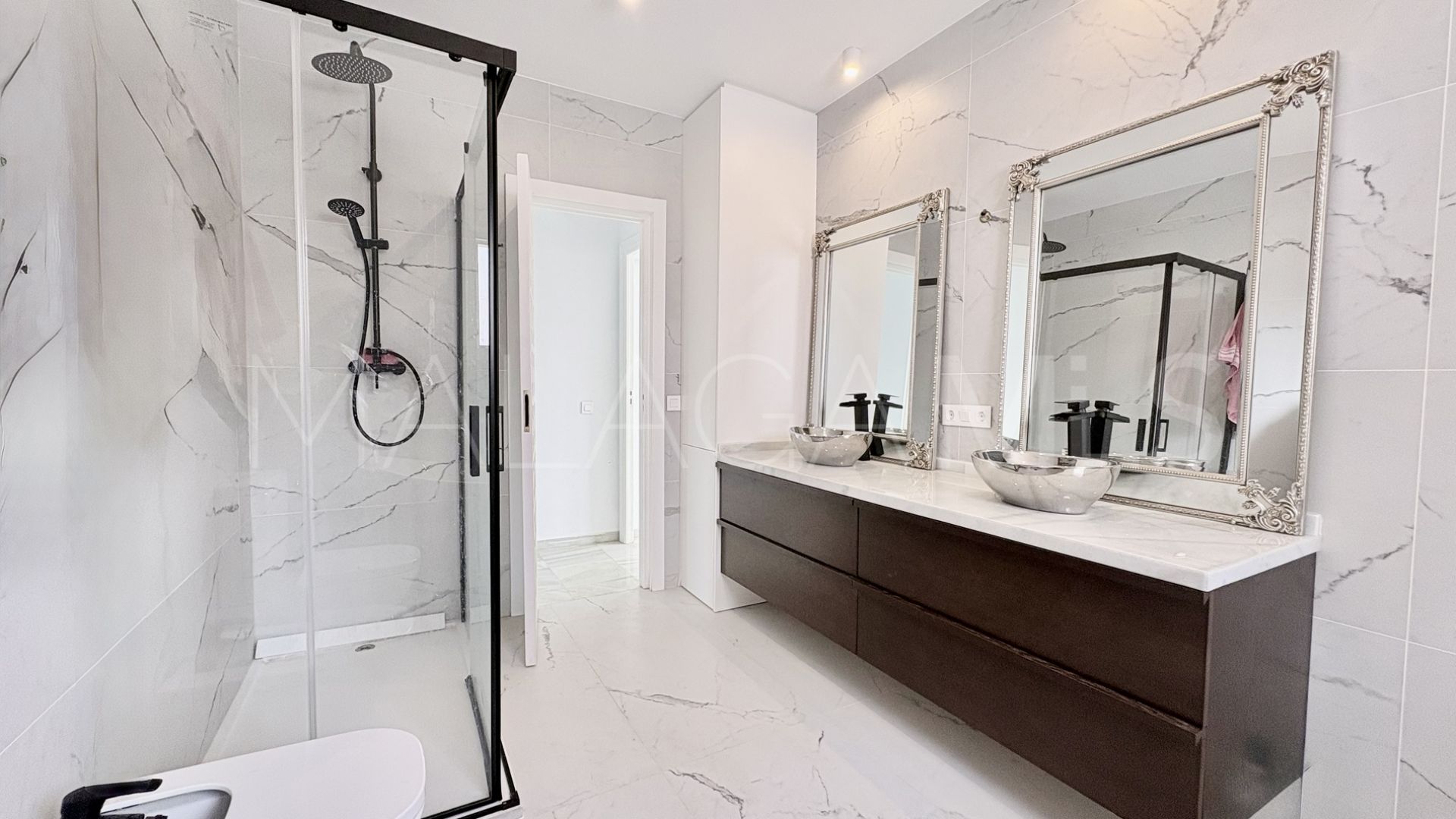 House for sale in El Faro de Calaburras with 9 bedrooms