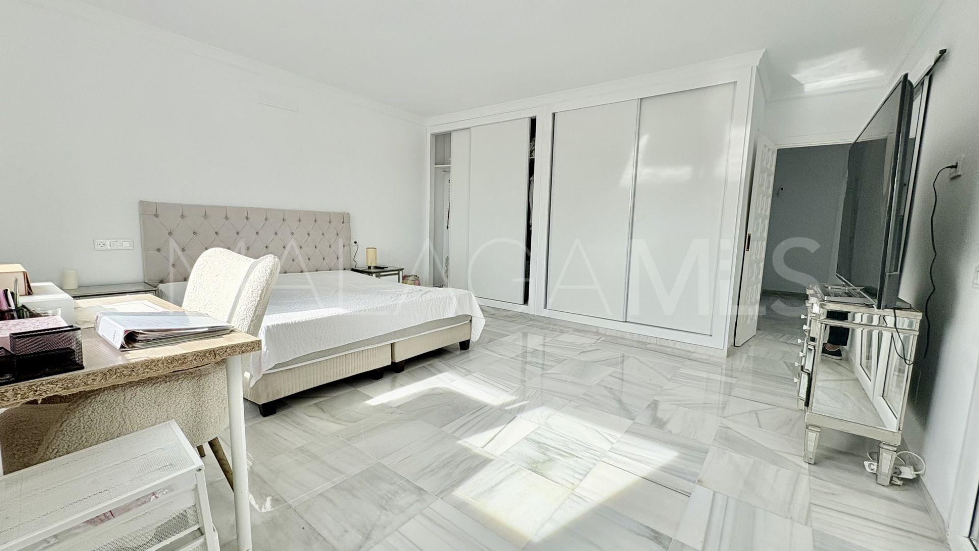 House for sale in El Faro de Calaburras with 9 bedrooms