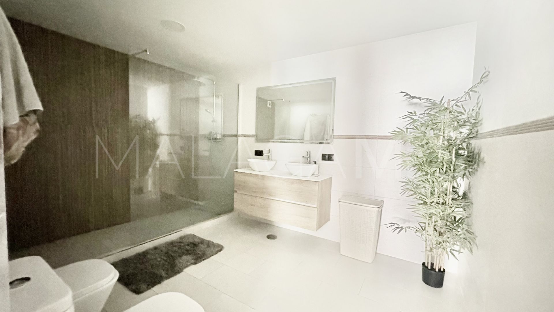 House for sale in El Faro de Calaburras with 9 bedrooms