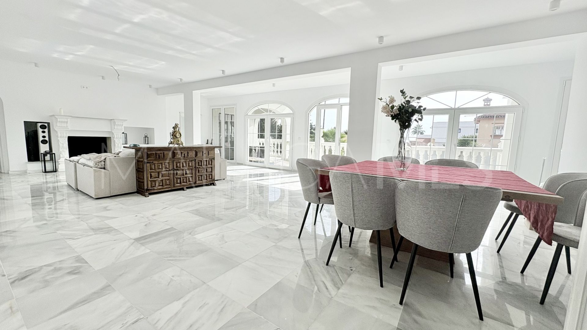 House for sale in El Faro de Calaburras with 9 bedrooms