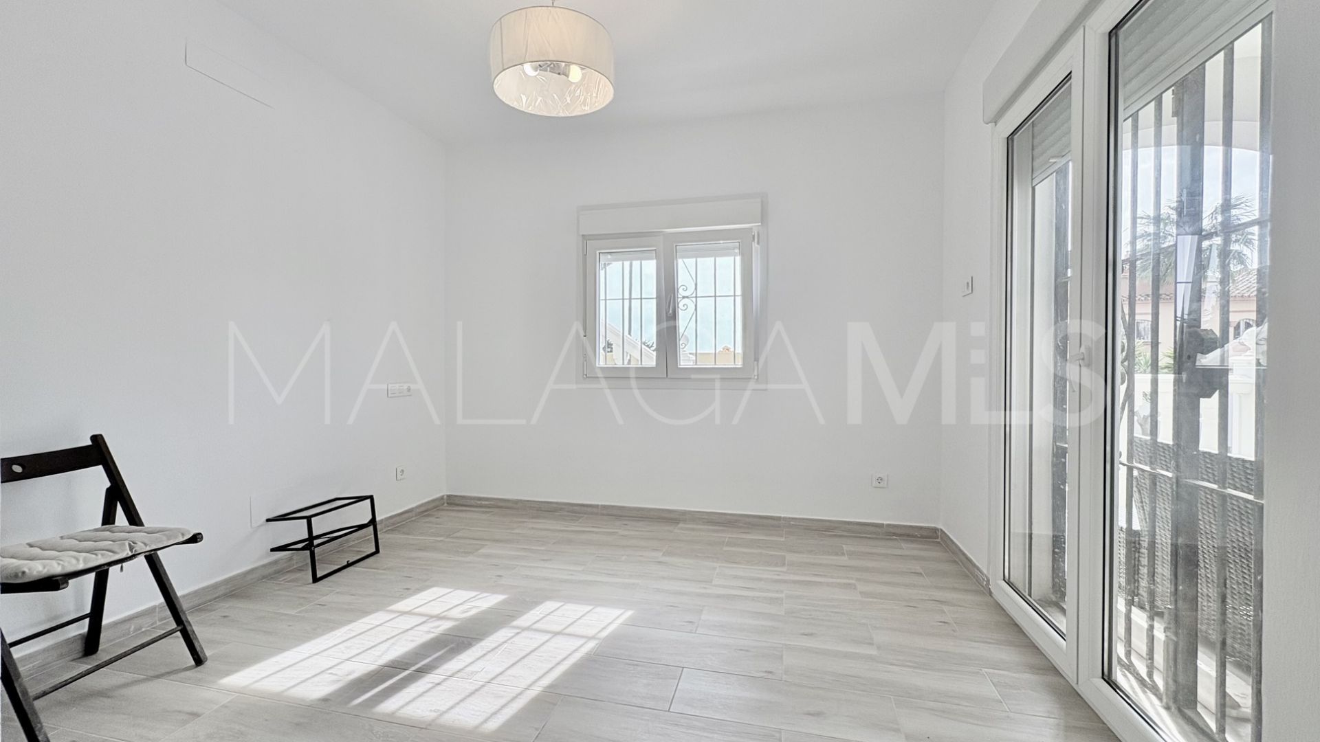 House for sale in El Faro de Calaburras with 9 bedrooms