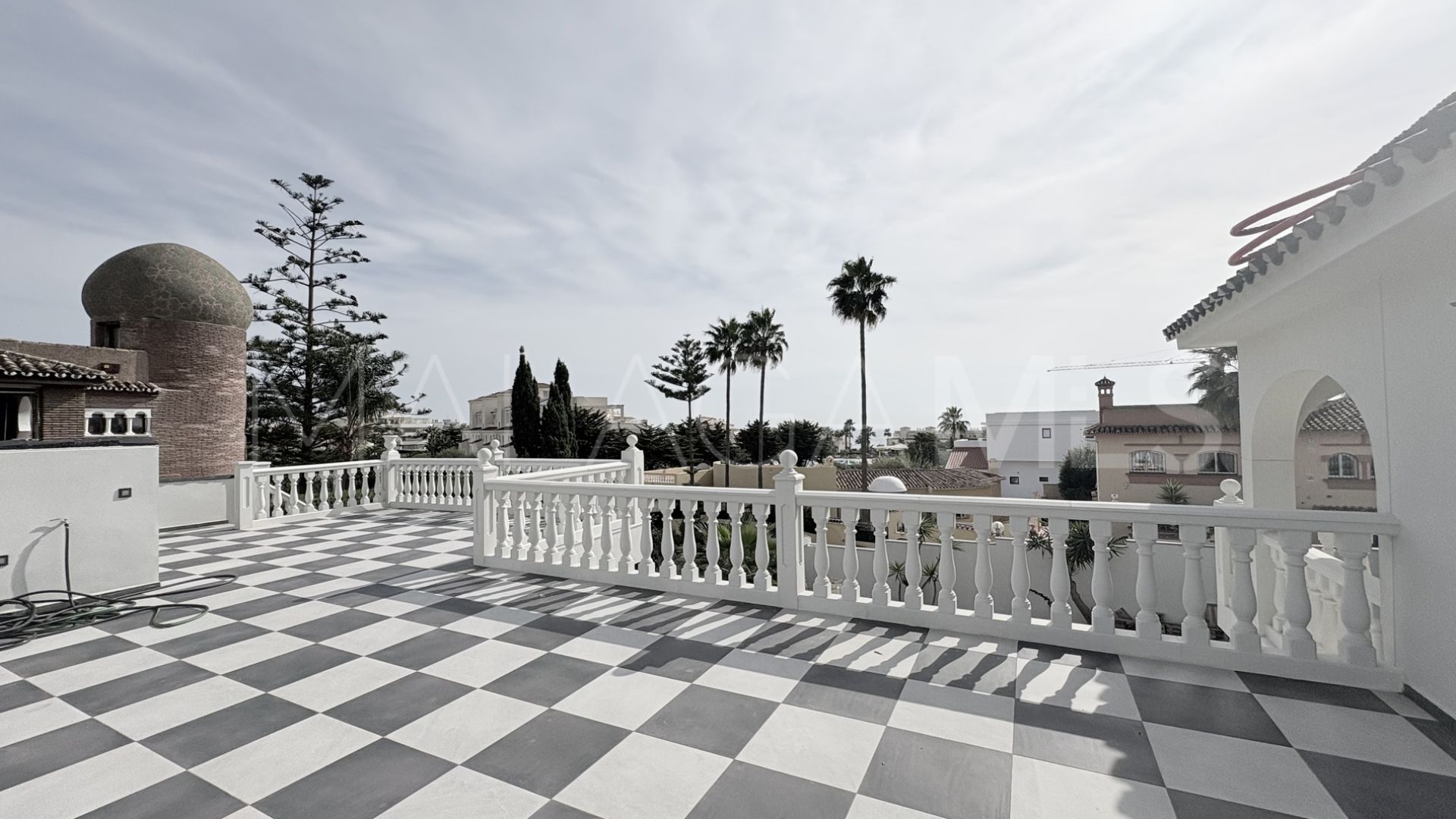 House for sale in El Faro de Calaburras with 9 bedrooms