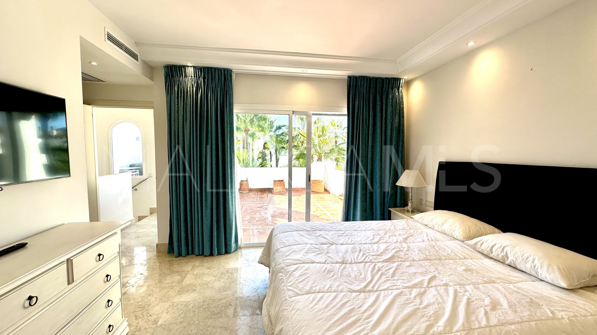 Jardines de la Aldaba, atico duplex for sale with 3 bedrooms