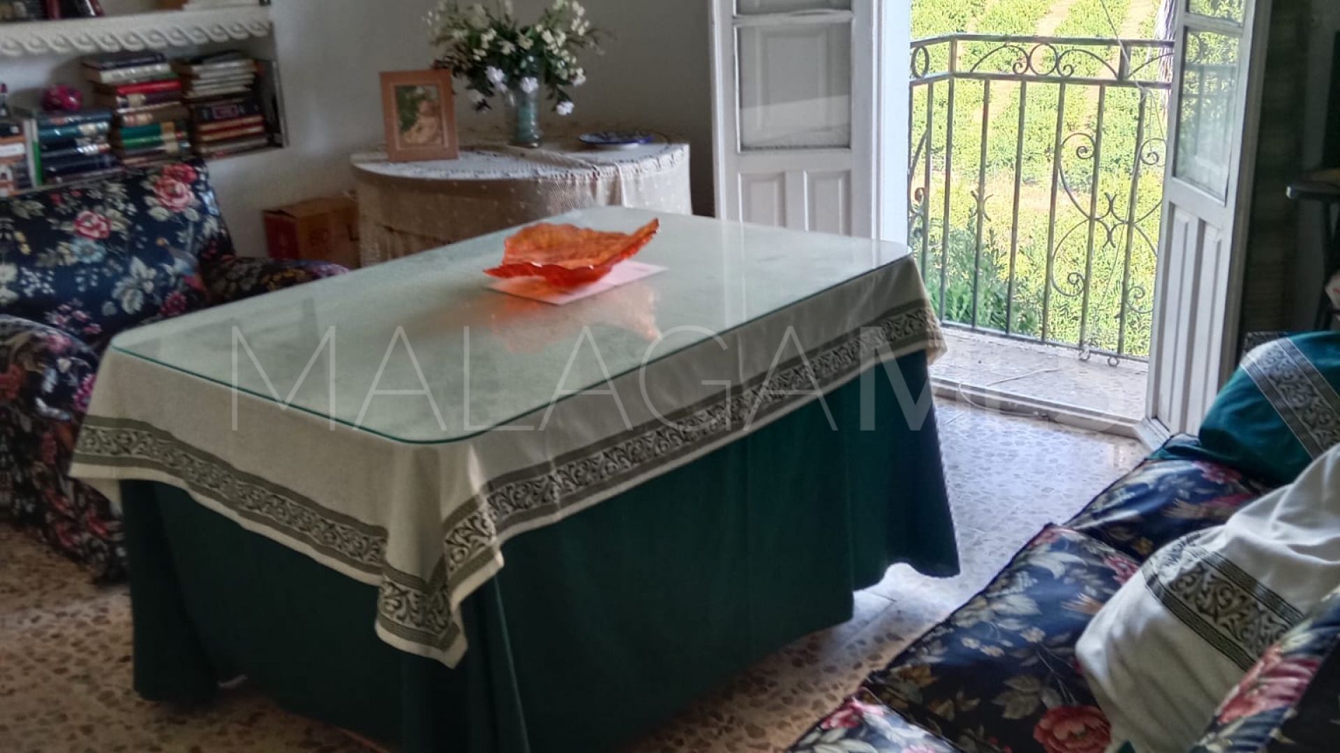 Finca for sale in Alora