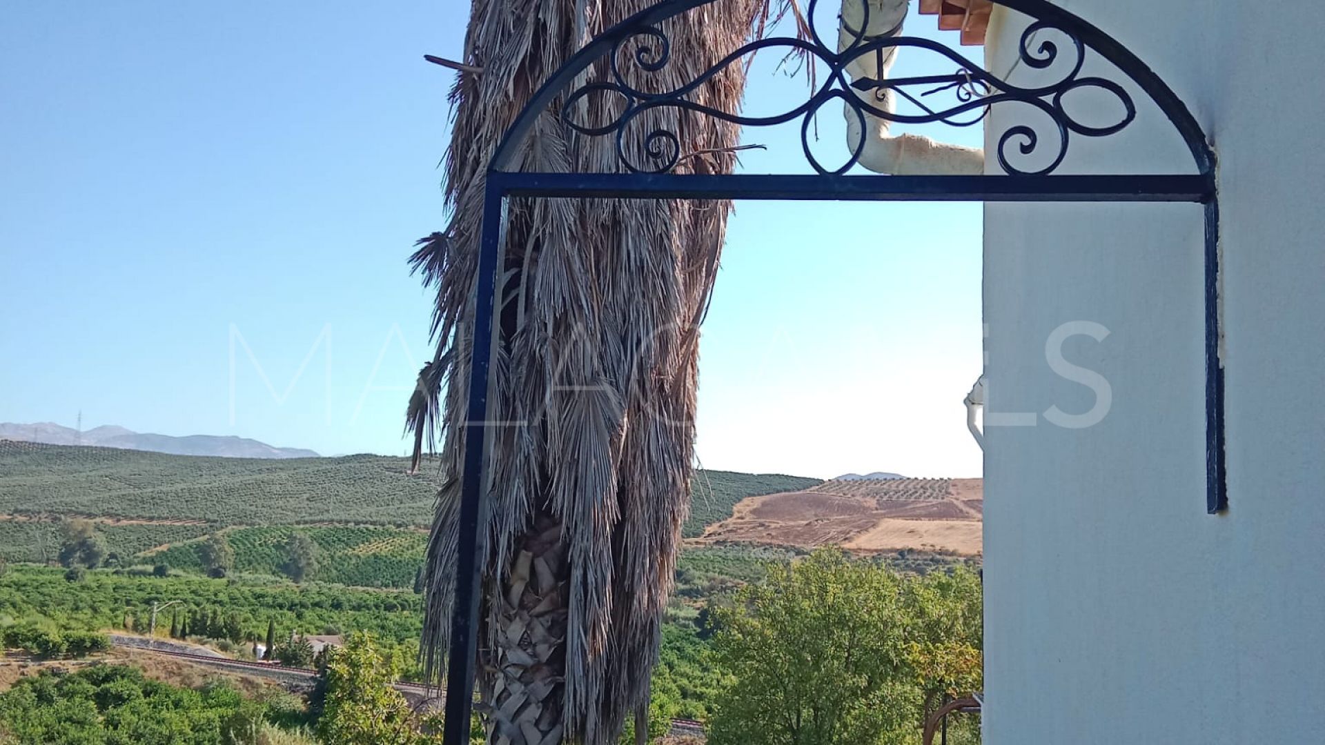 Finca for sale in Alora