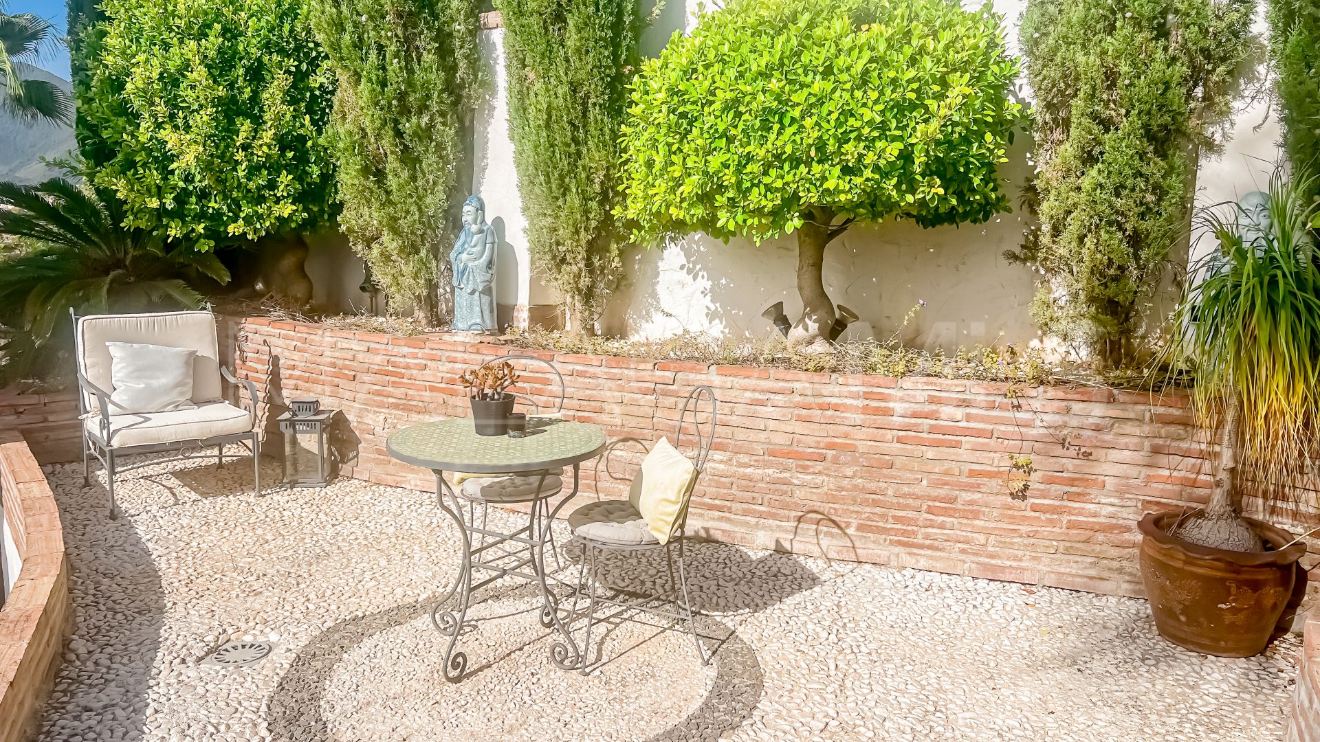 Buy villa in Sierra Blanca Country Club